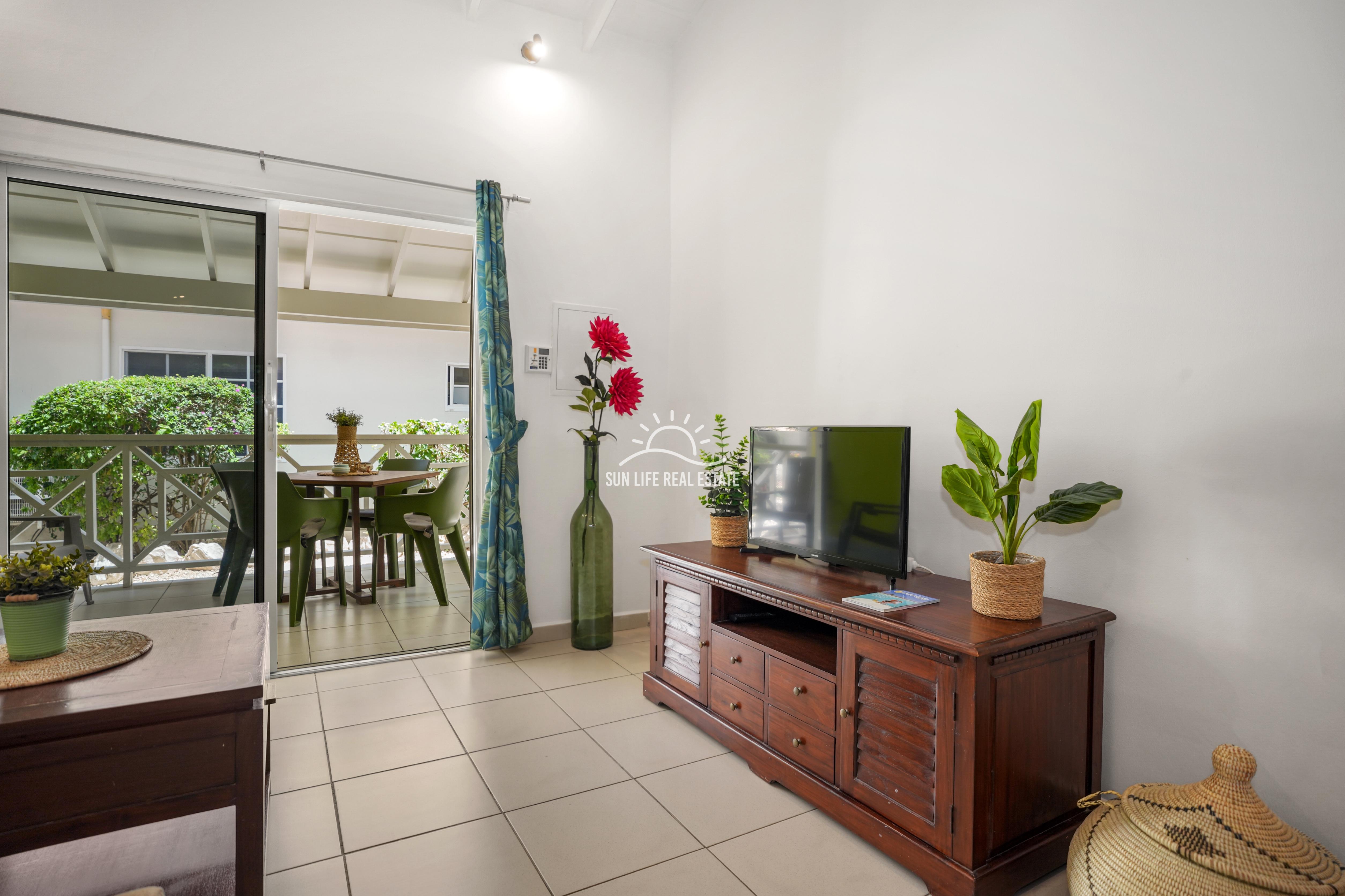 Apartment in Mambo Beach