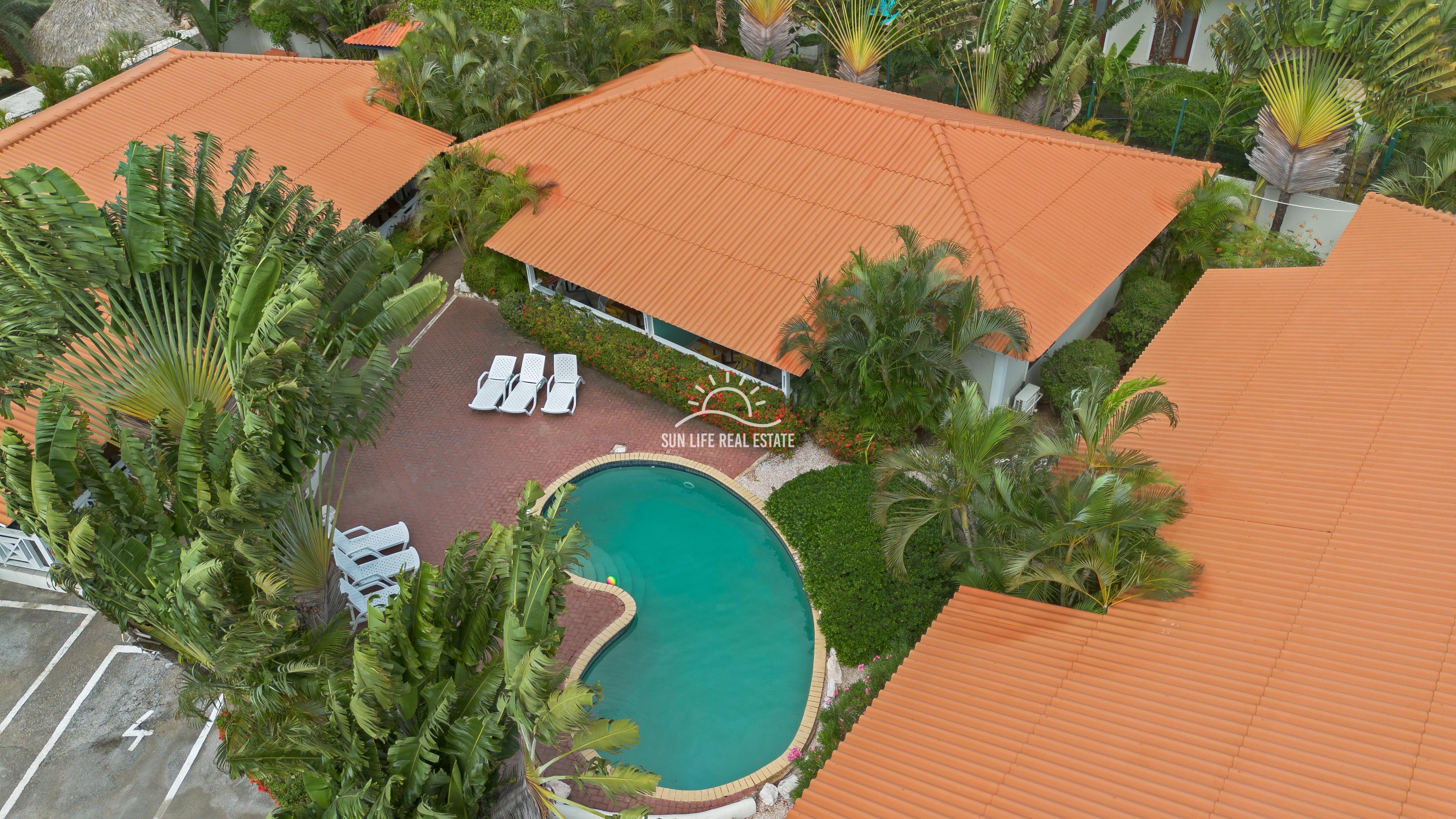 Apartment in Mambo Beach