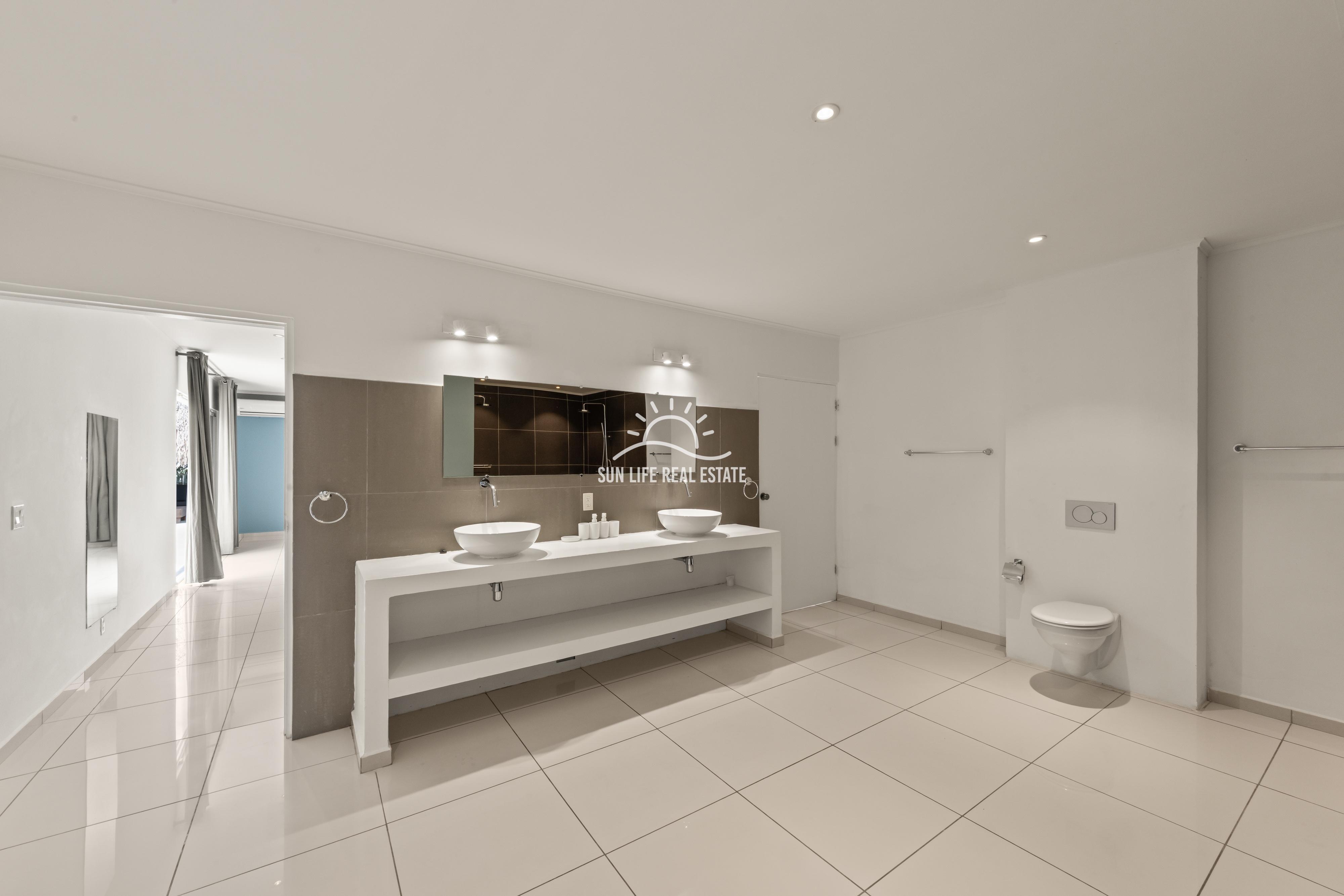 Villa in Vista Royal