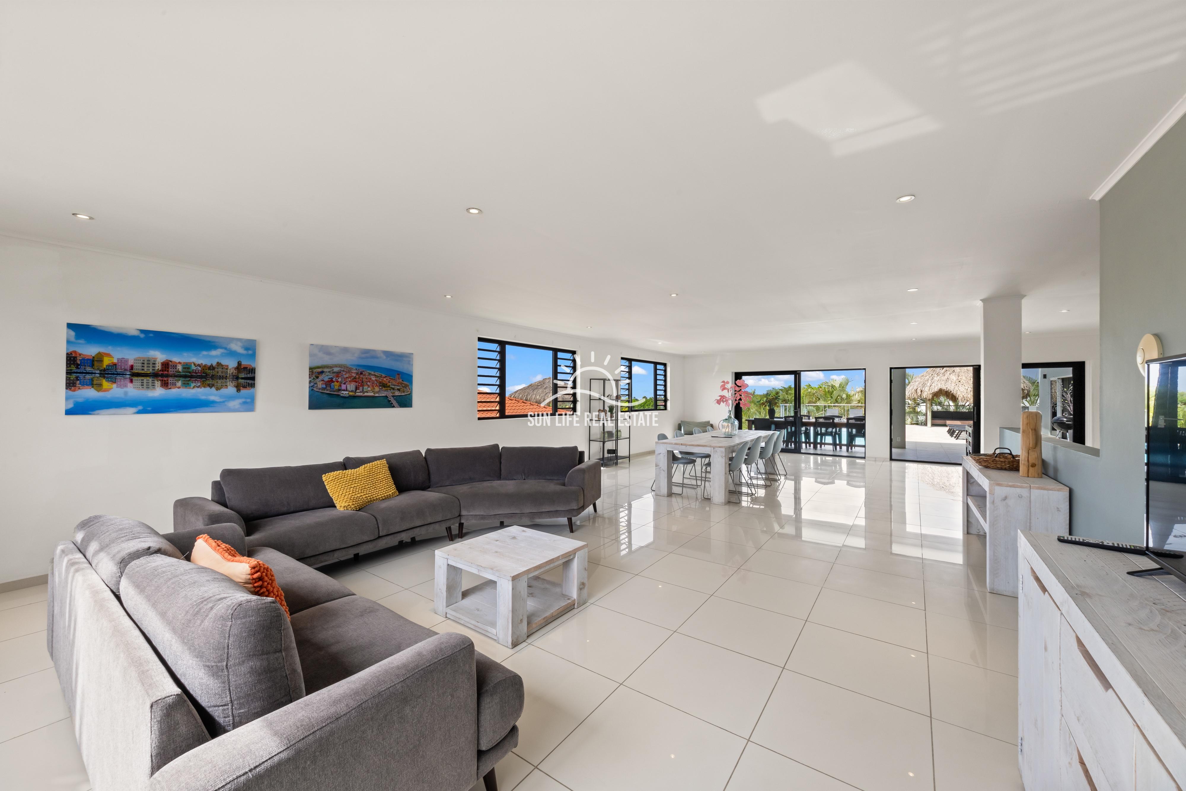 Villa in Vista Royal