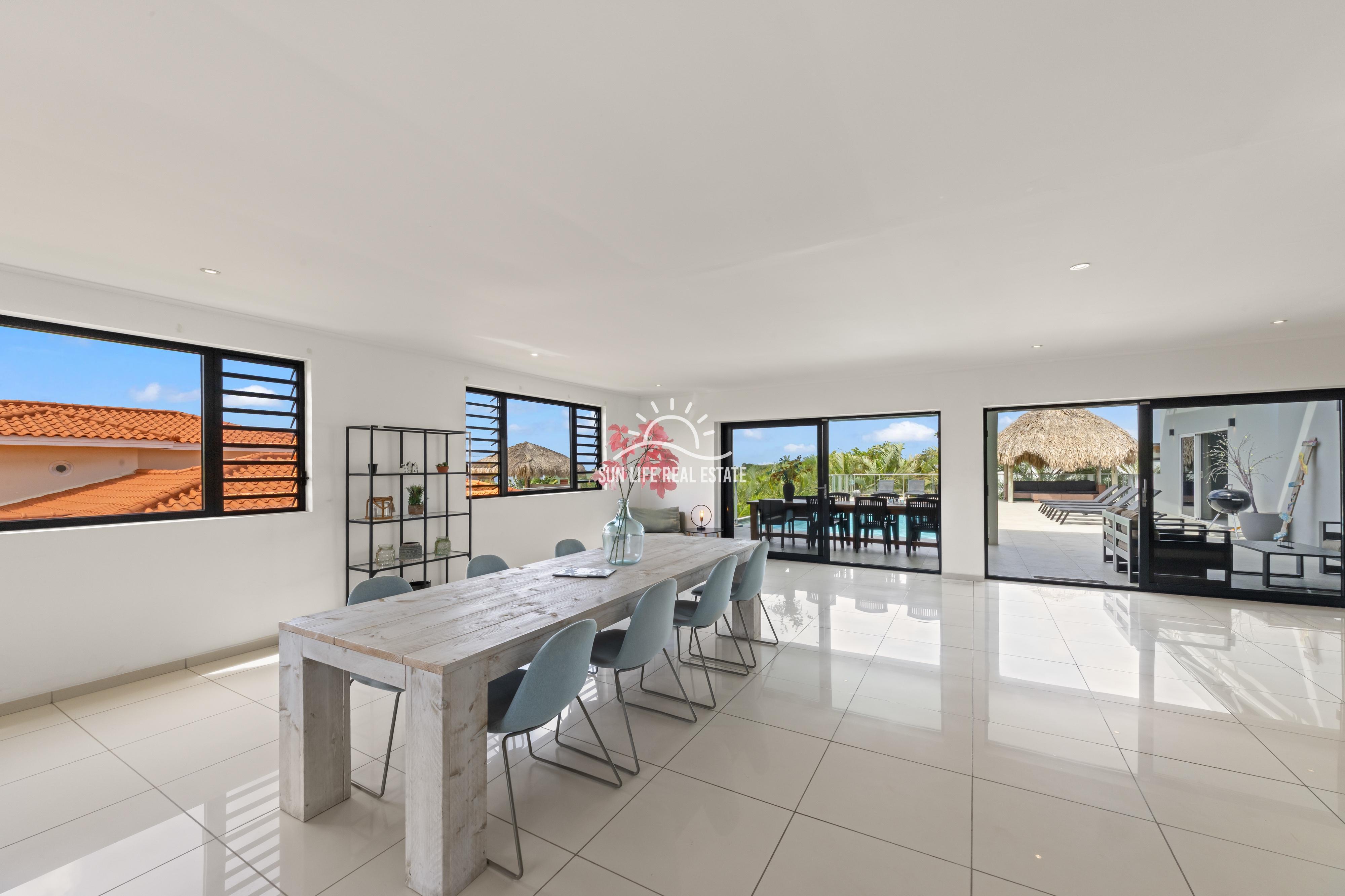 Villa in Vista Royal