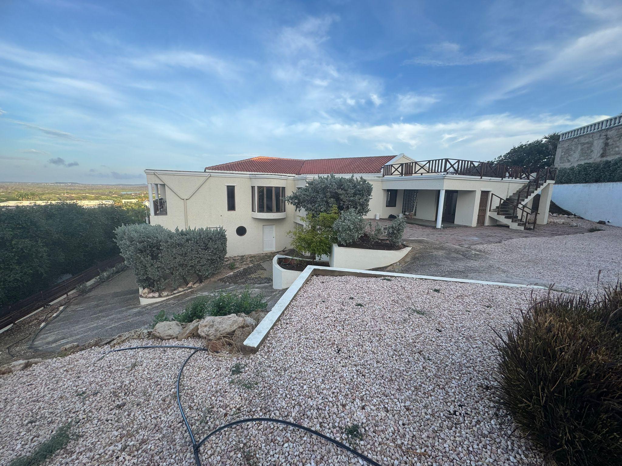 Villa in Jan Sofat