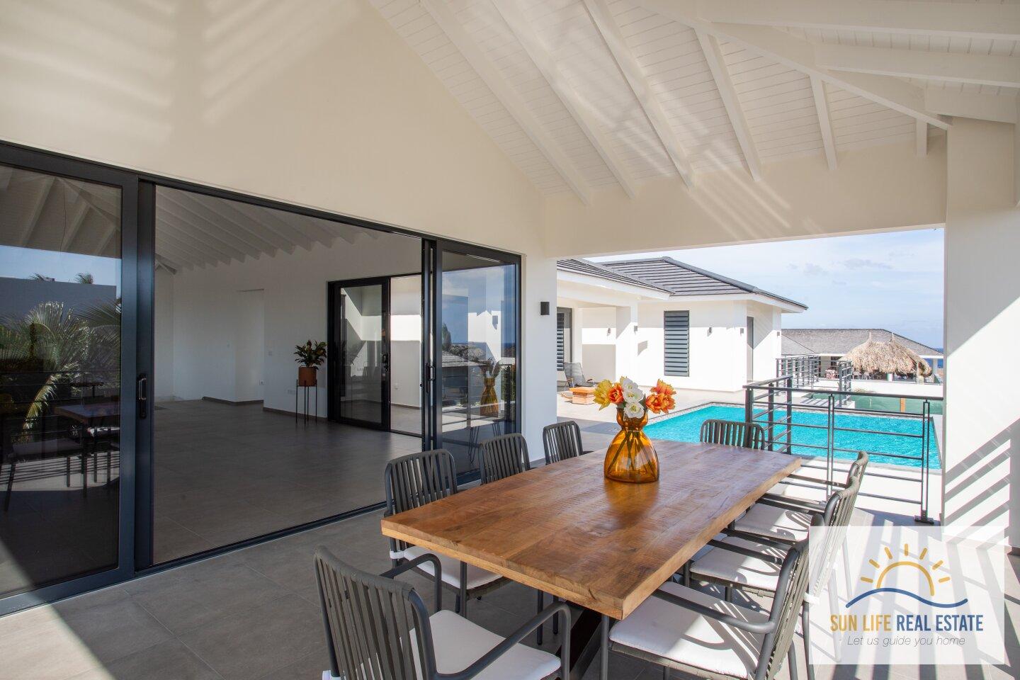 Villa in Vista Royal