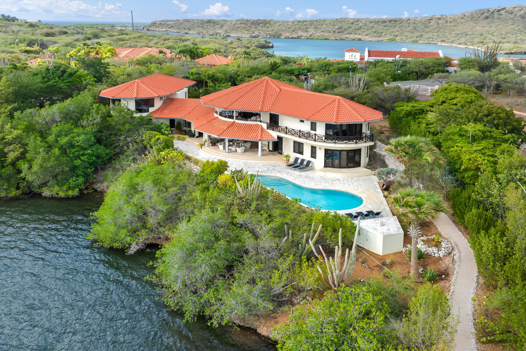 House in Spanish Water