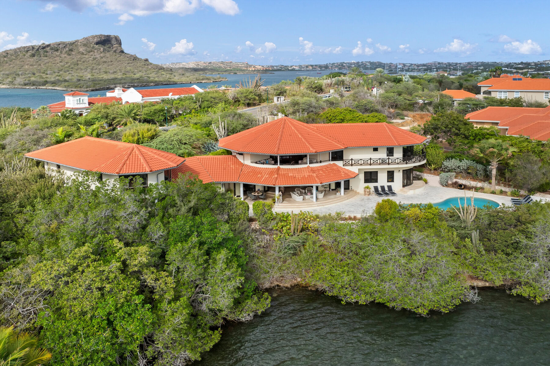 House in Spanish Water