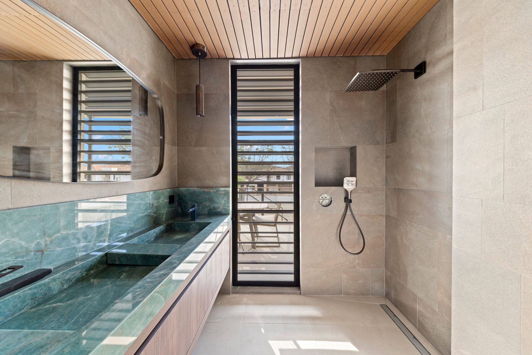 Apartment in Blue Bay