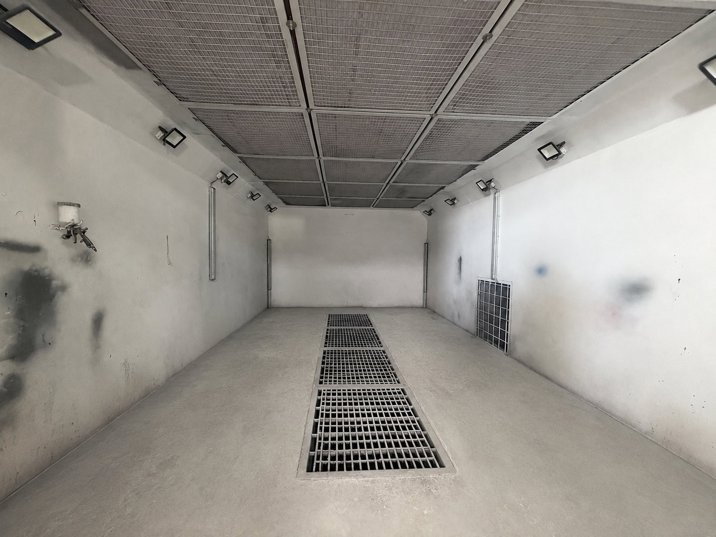 Commercial in Mahuma