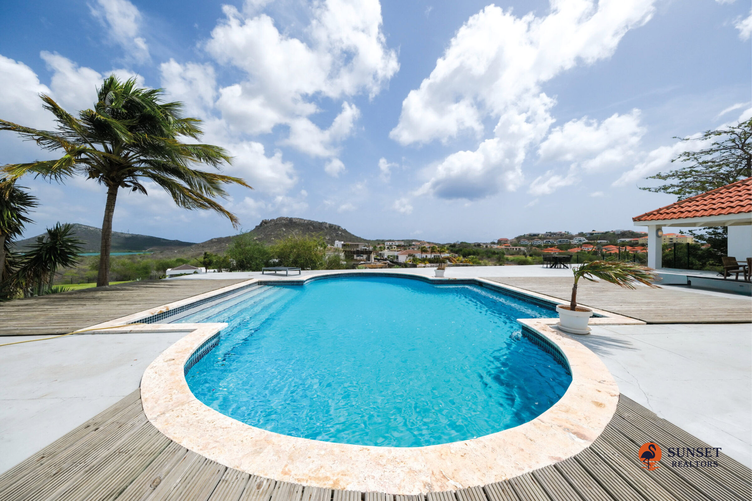 House in Blue Bay