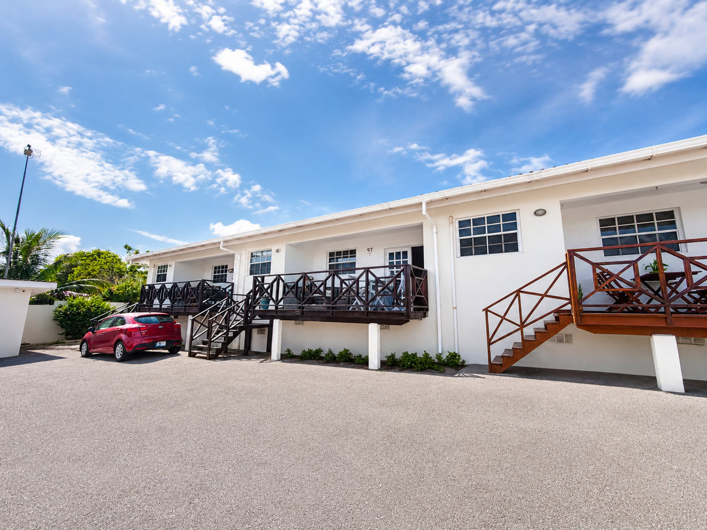 Apartment in Mambo Beach