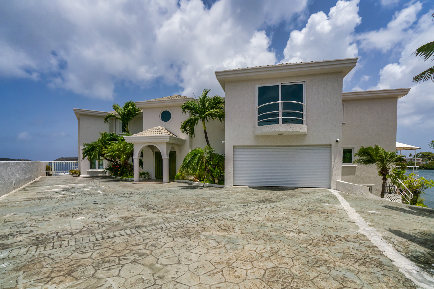 Villa in Spanish Water