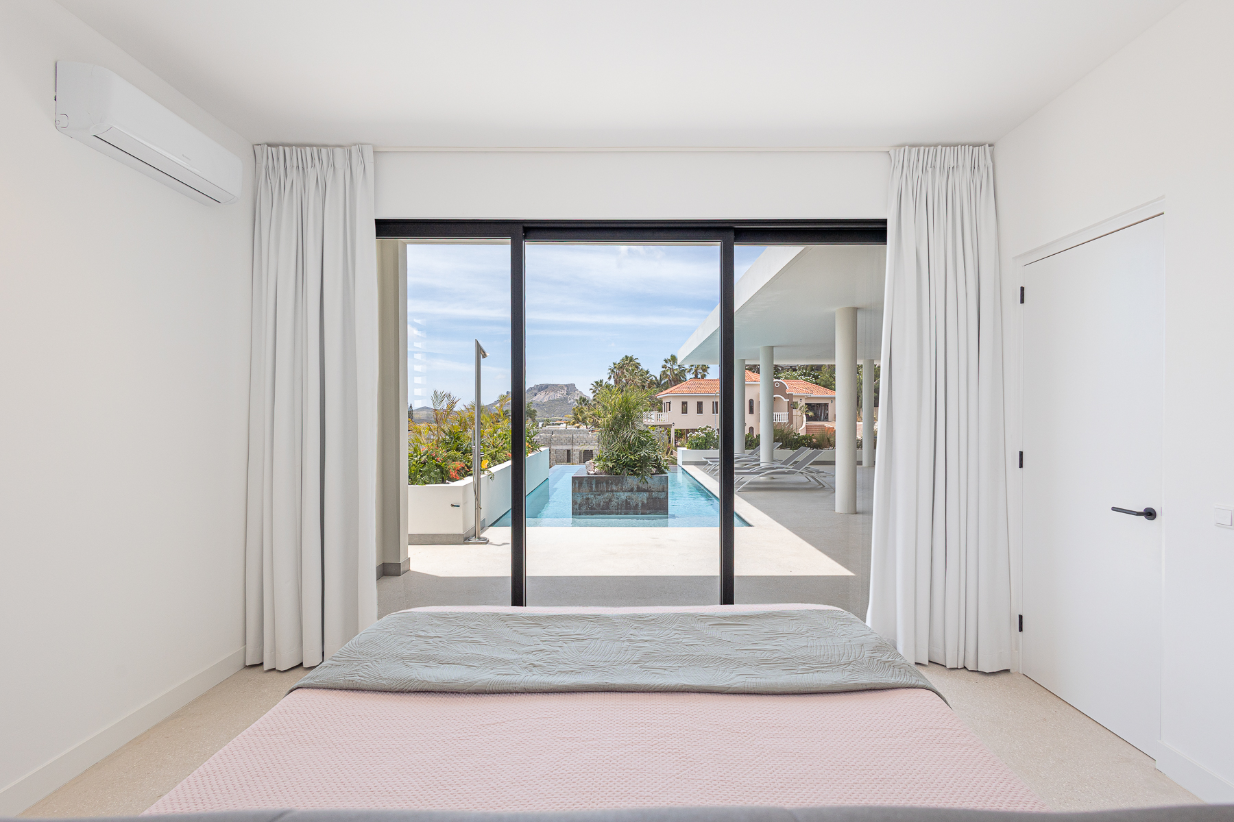 Villa in Spanish Water