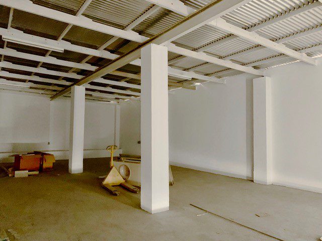 Commercial in Otrobanda