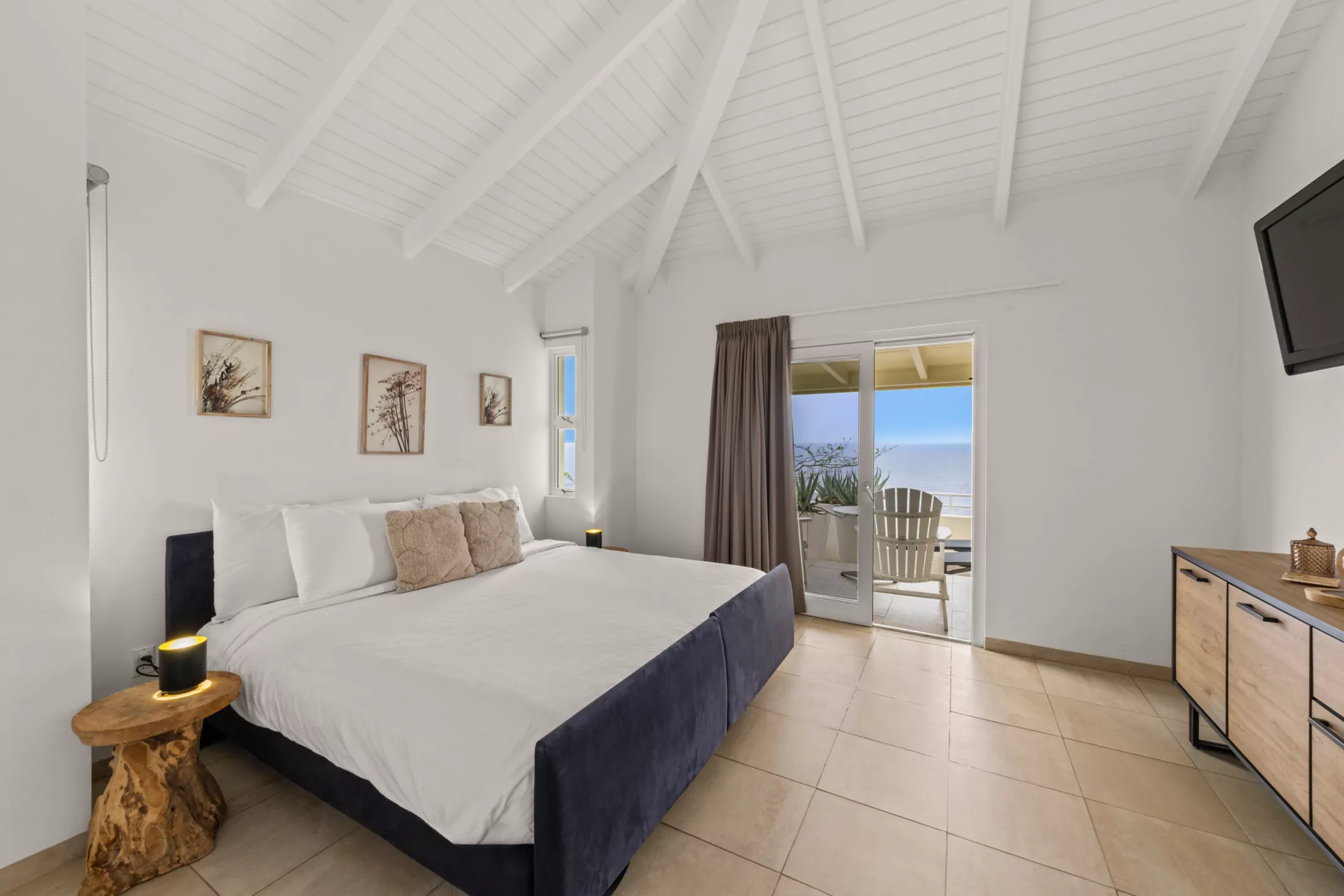 Villa in Coral Estate