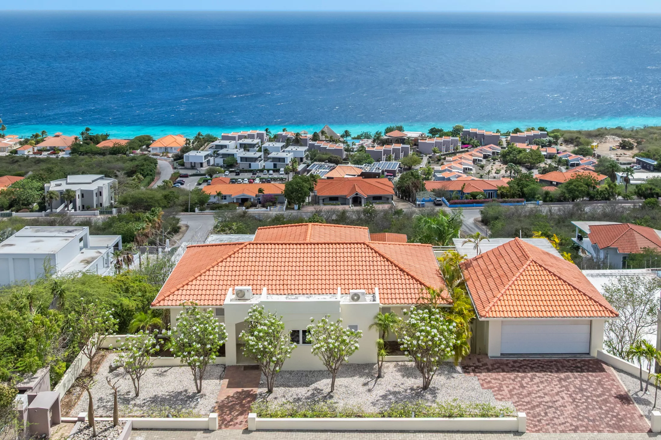 Villa in Coral Estate