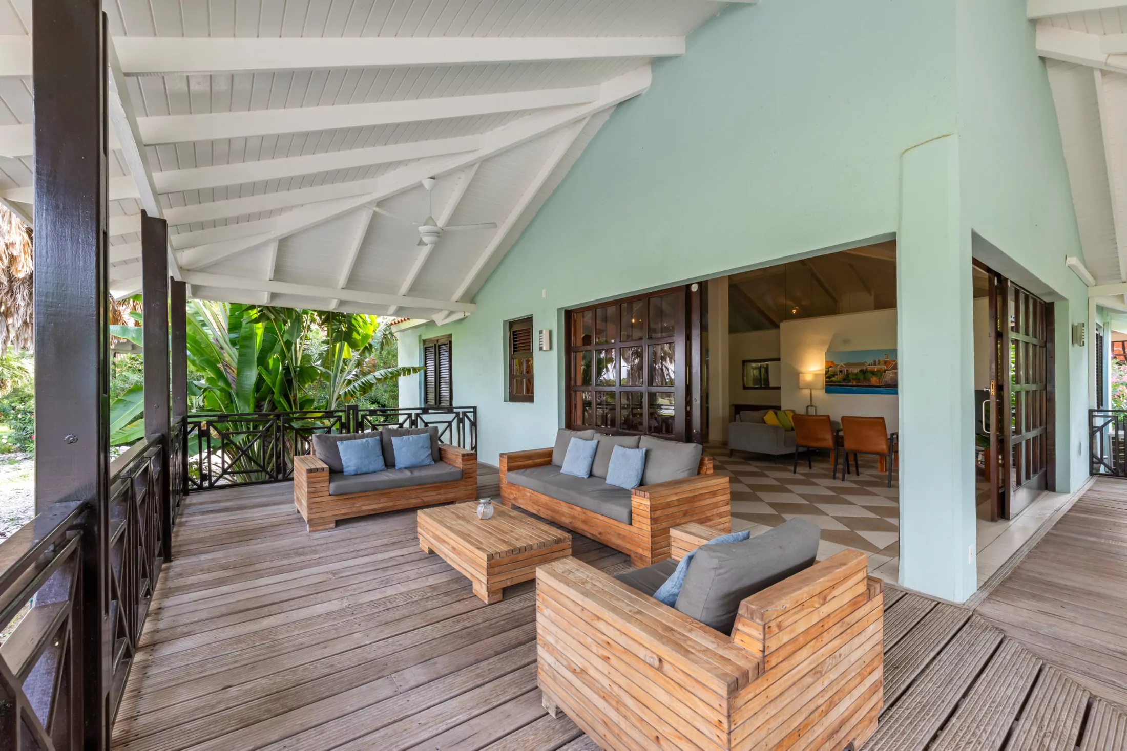 Villa in Blue Bay