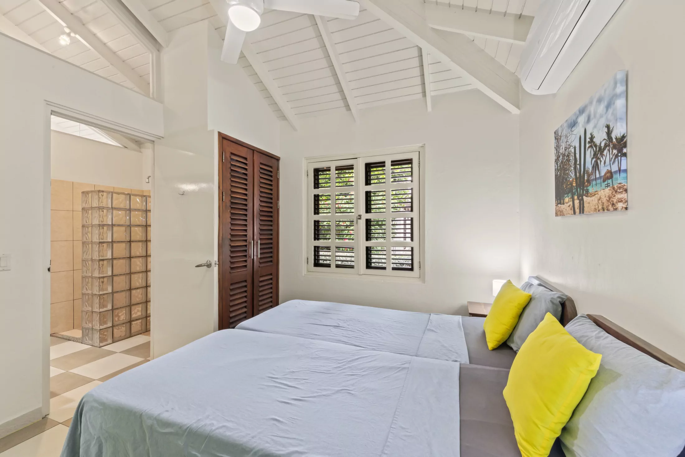 Villa in Blue Bay