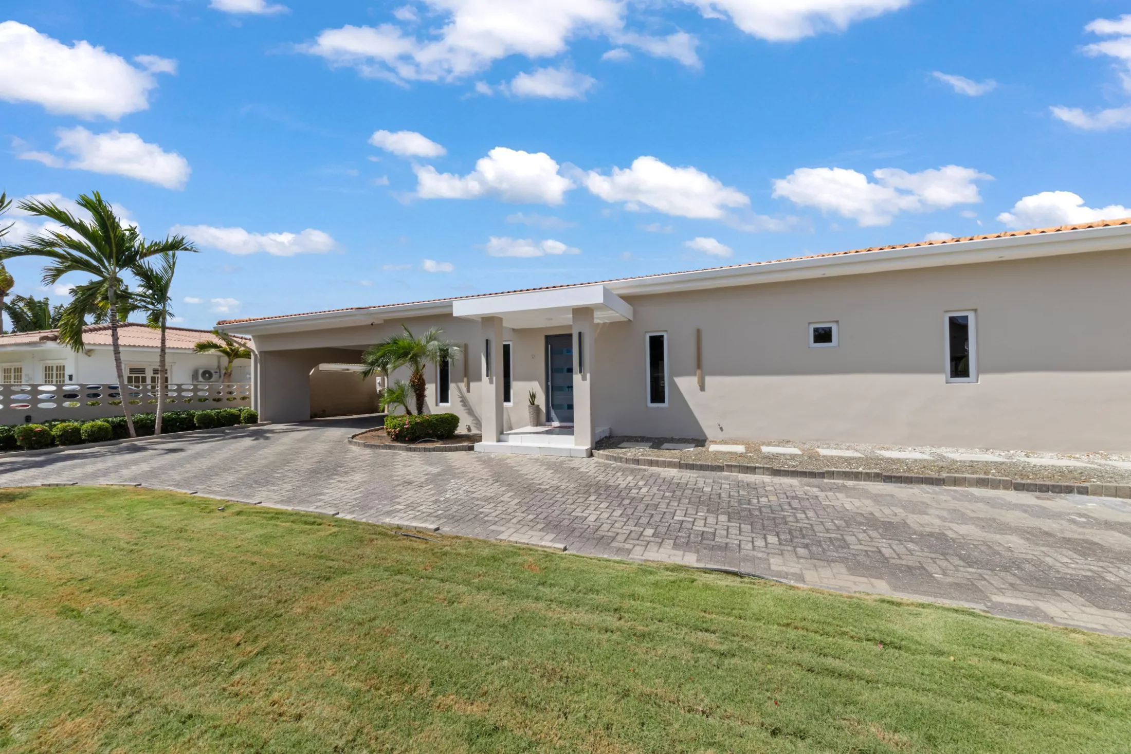 Villa in Mahaai