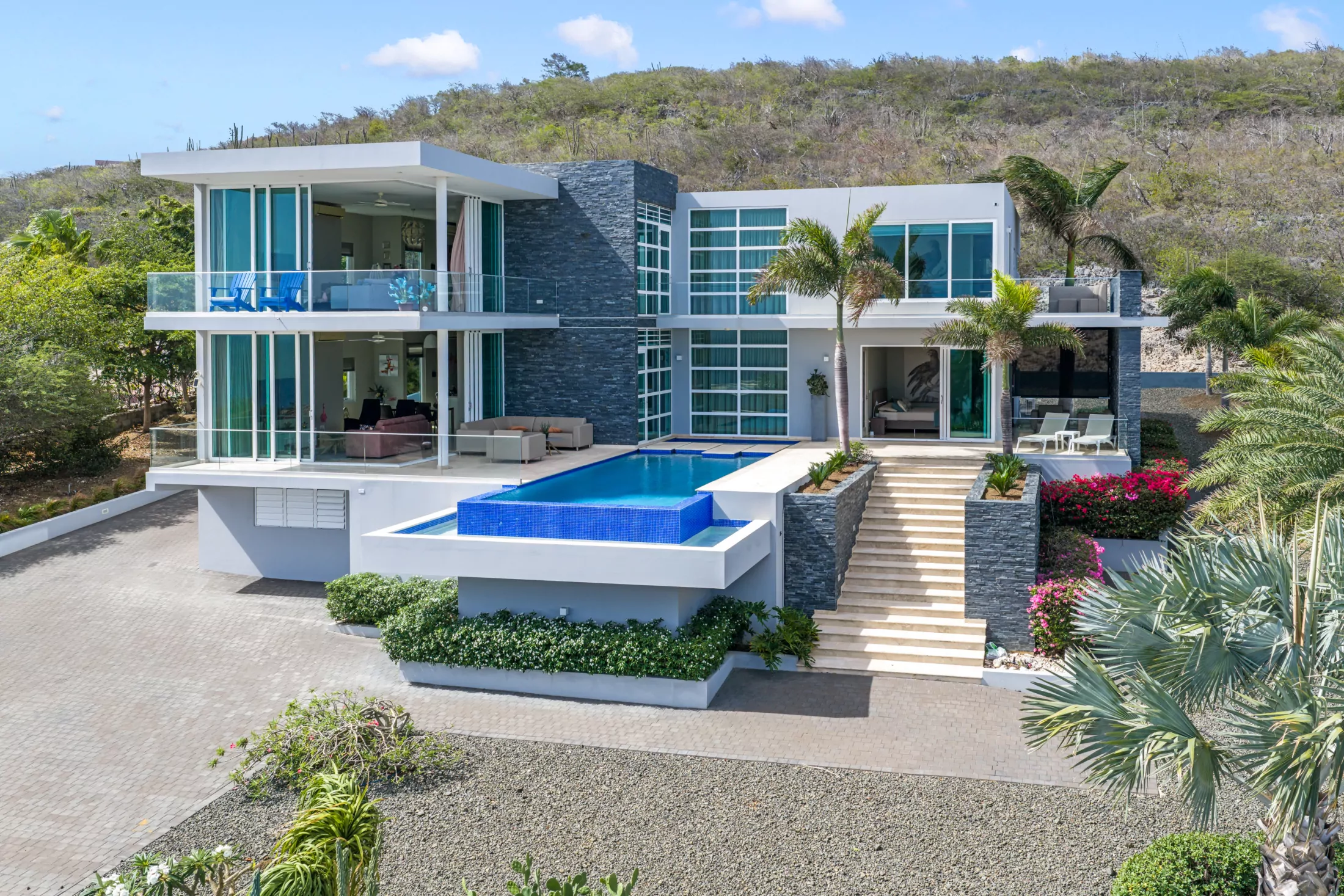 Villa in Coral Estate
