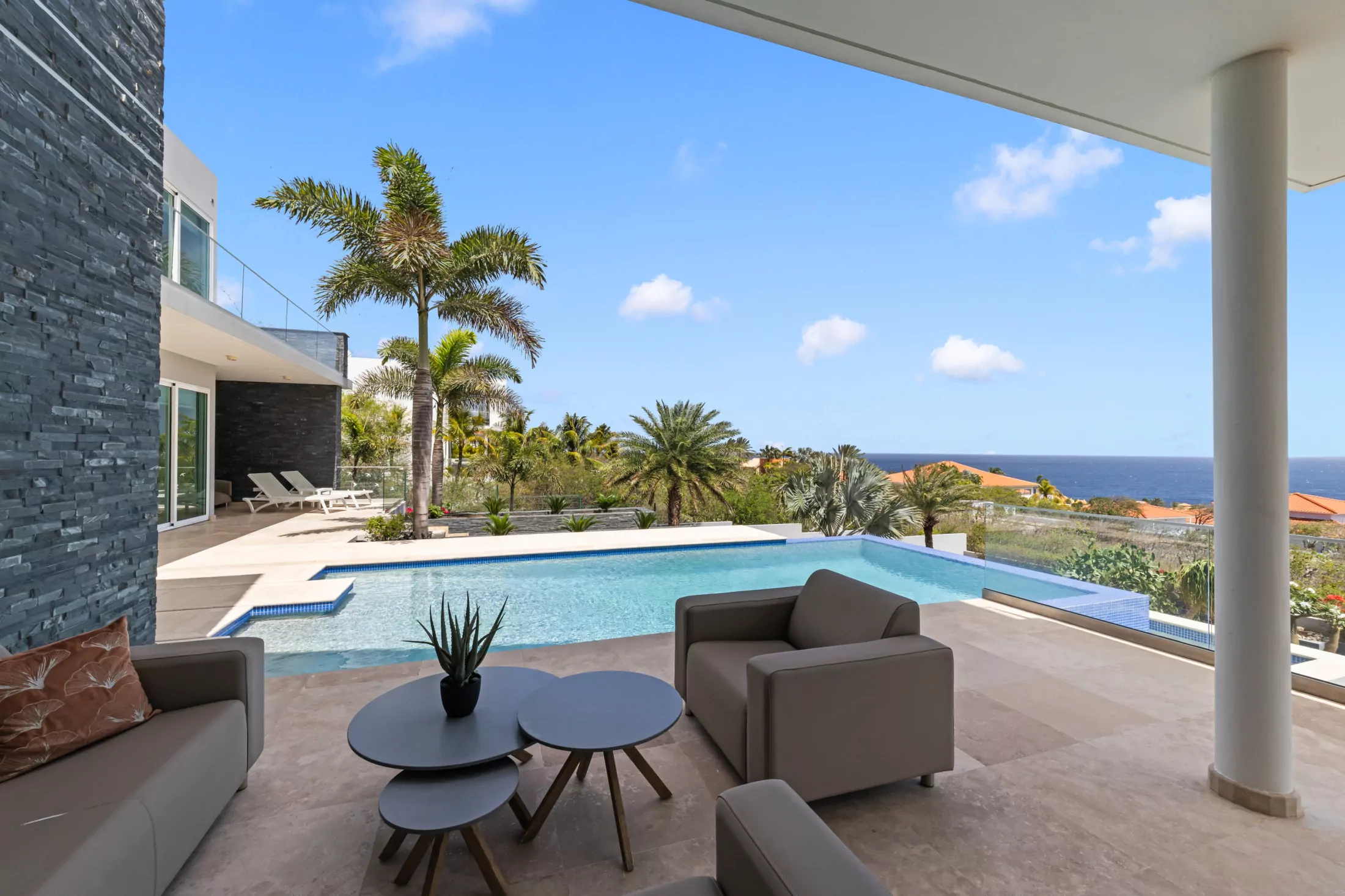 Villa in Coral Estate