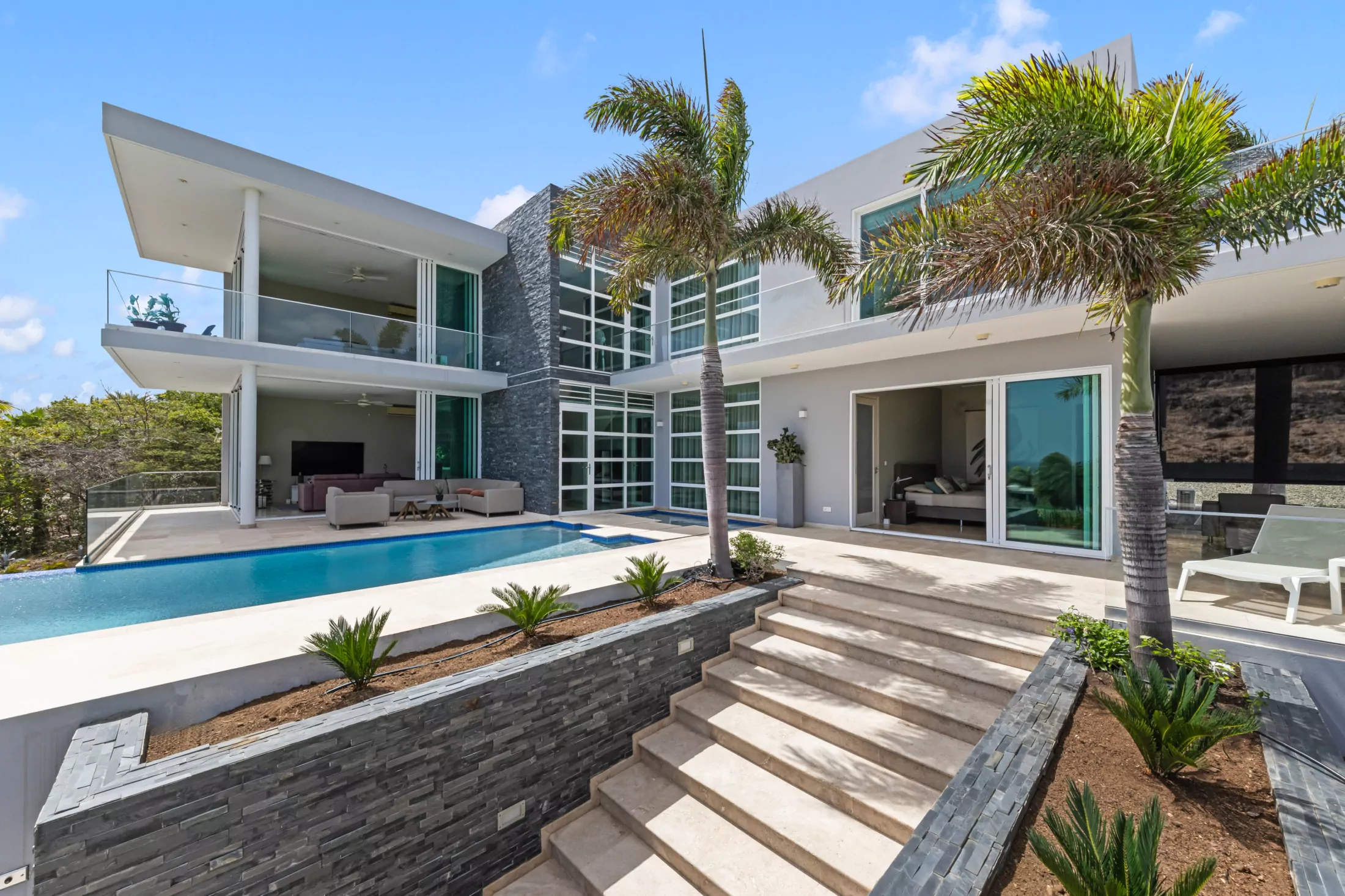 Villa in Coral Estate