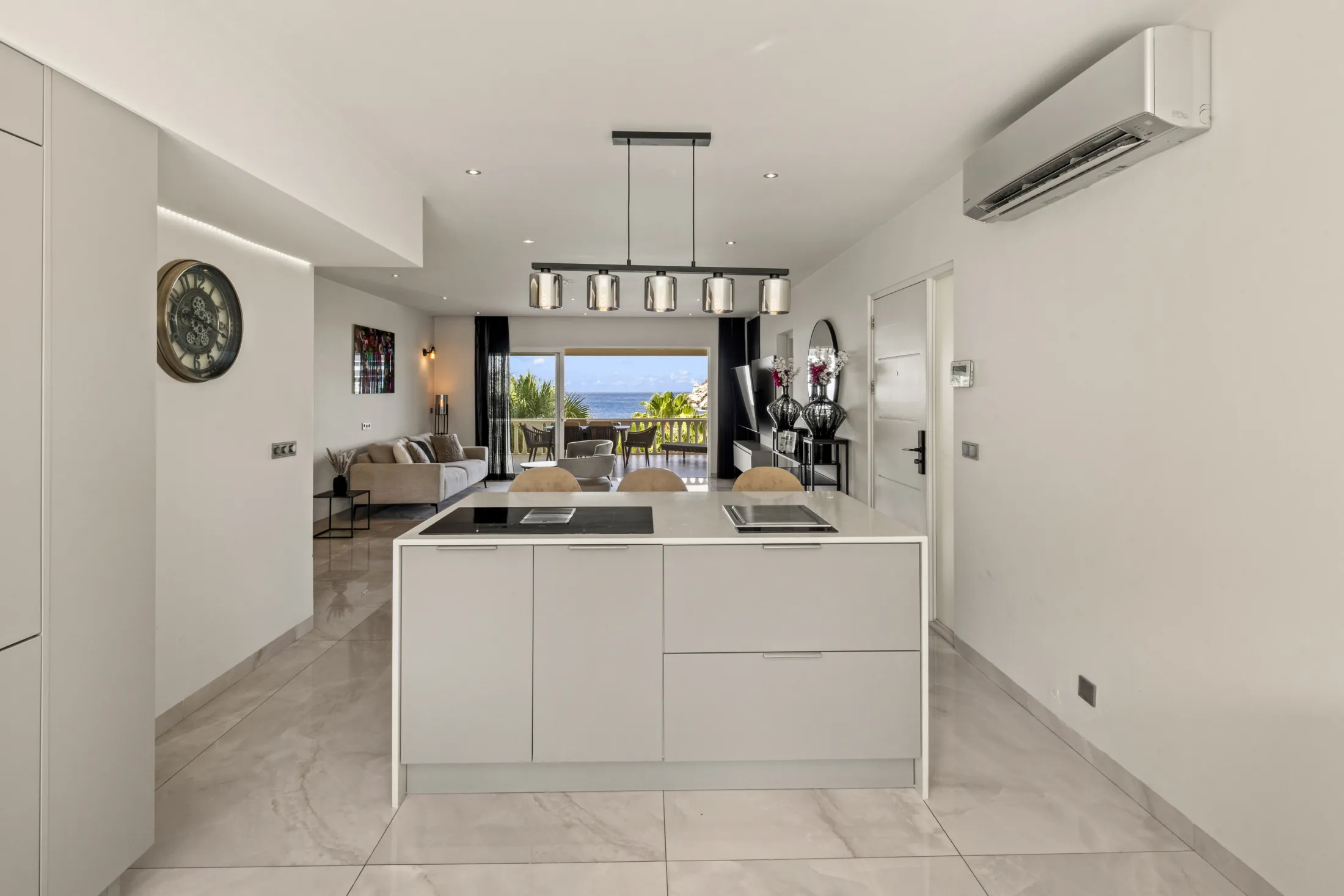 Apartment in Blue Bay