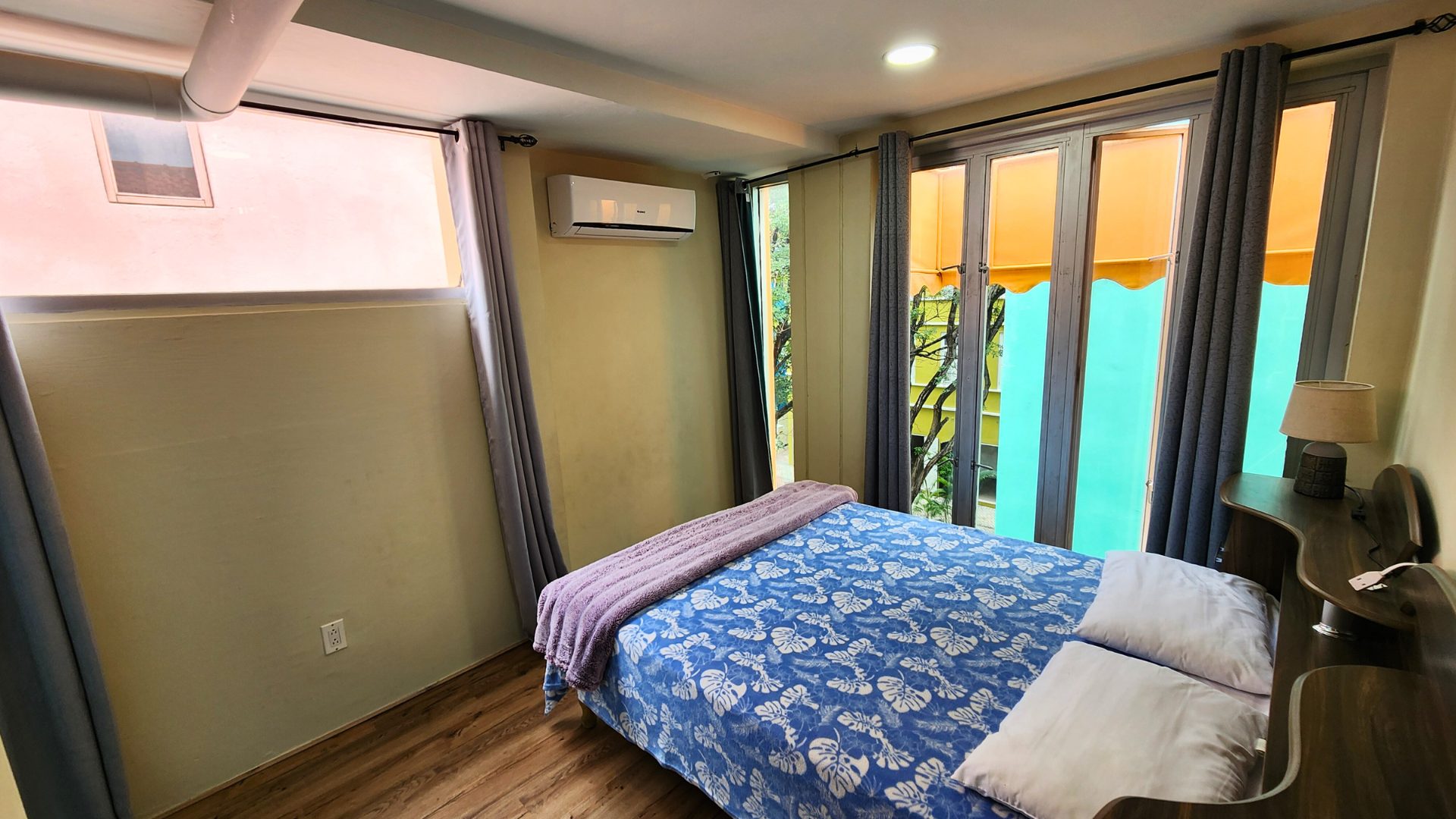 Commercial in Punda