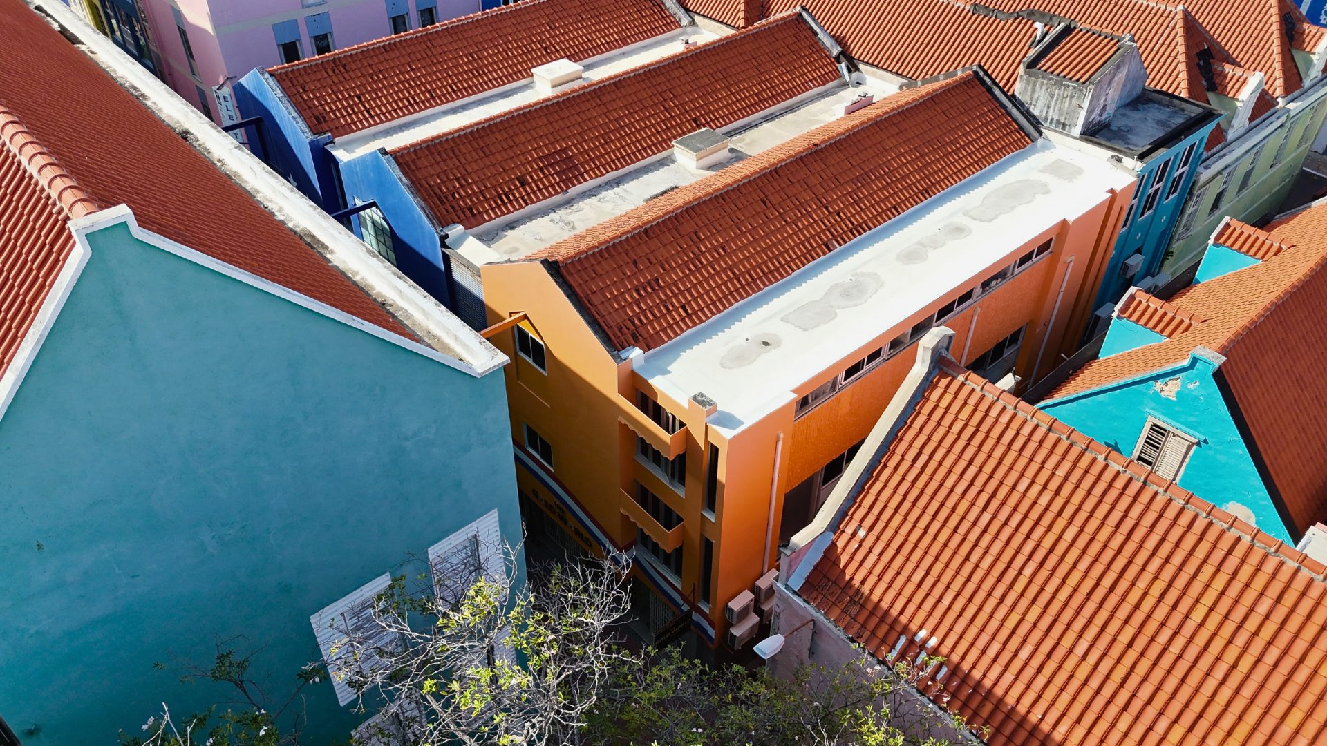 Commercial in Punda