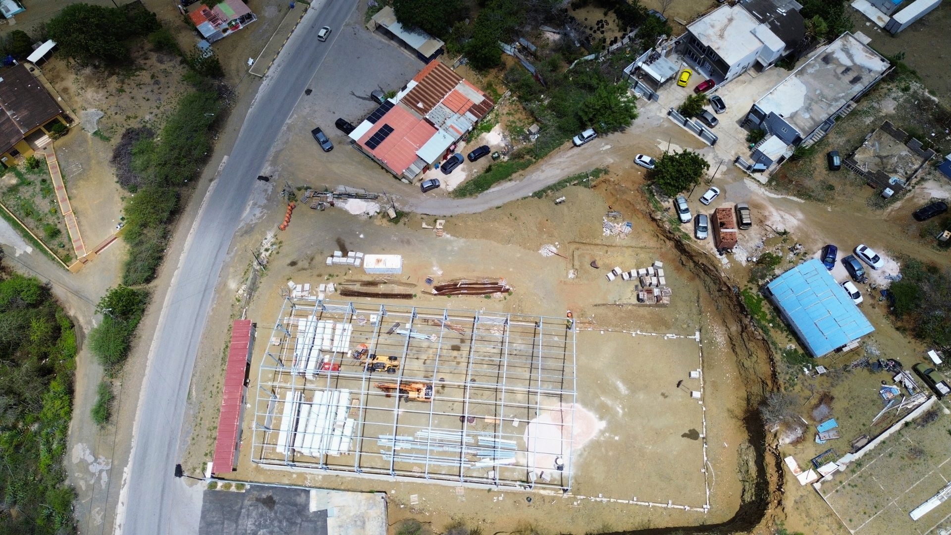Commercial in Seru Lora