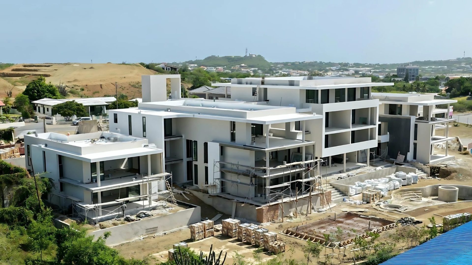 Property in Seru Lora