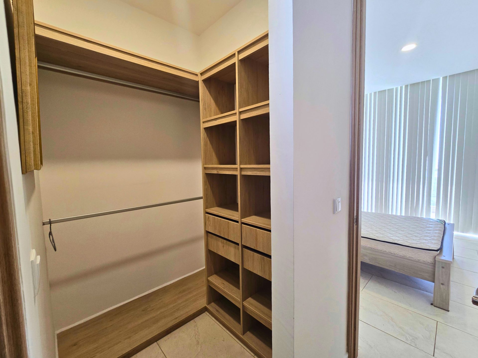 Property in Parasasa
