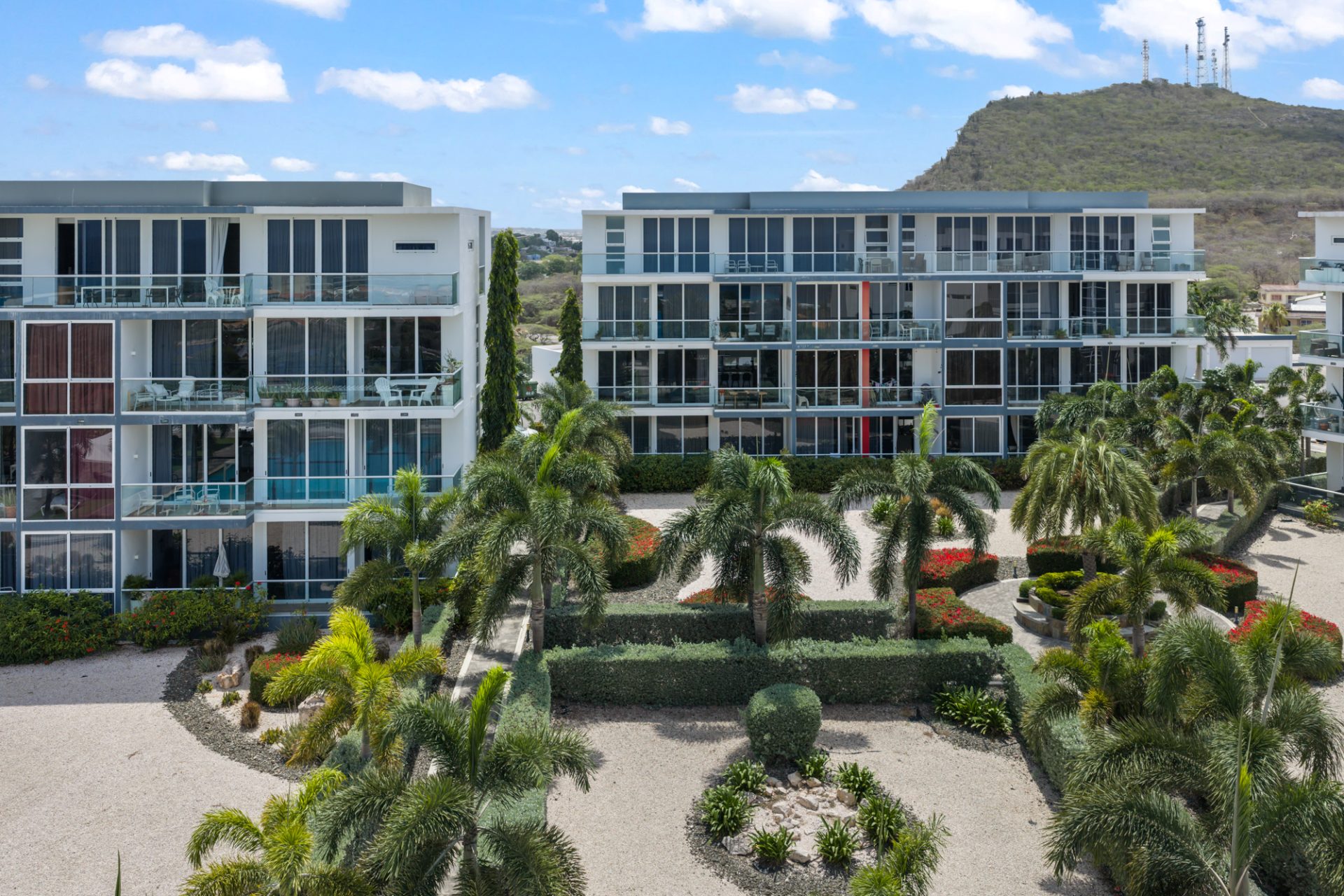 Property in Parasasa