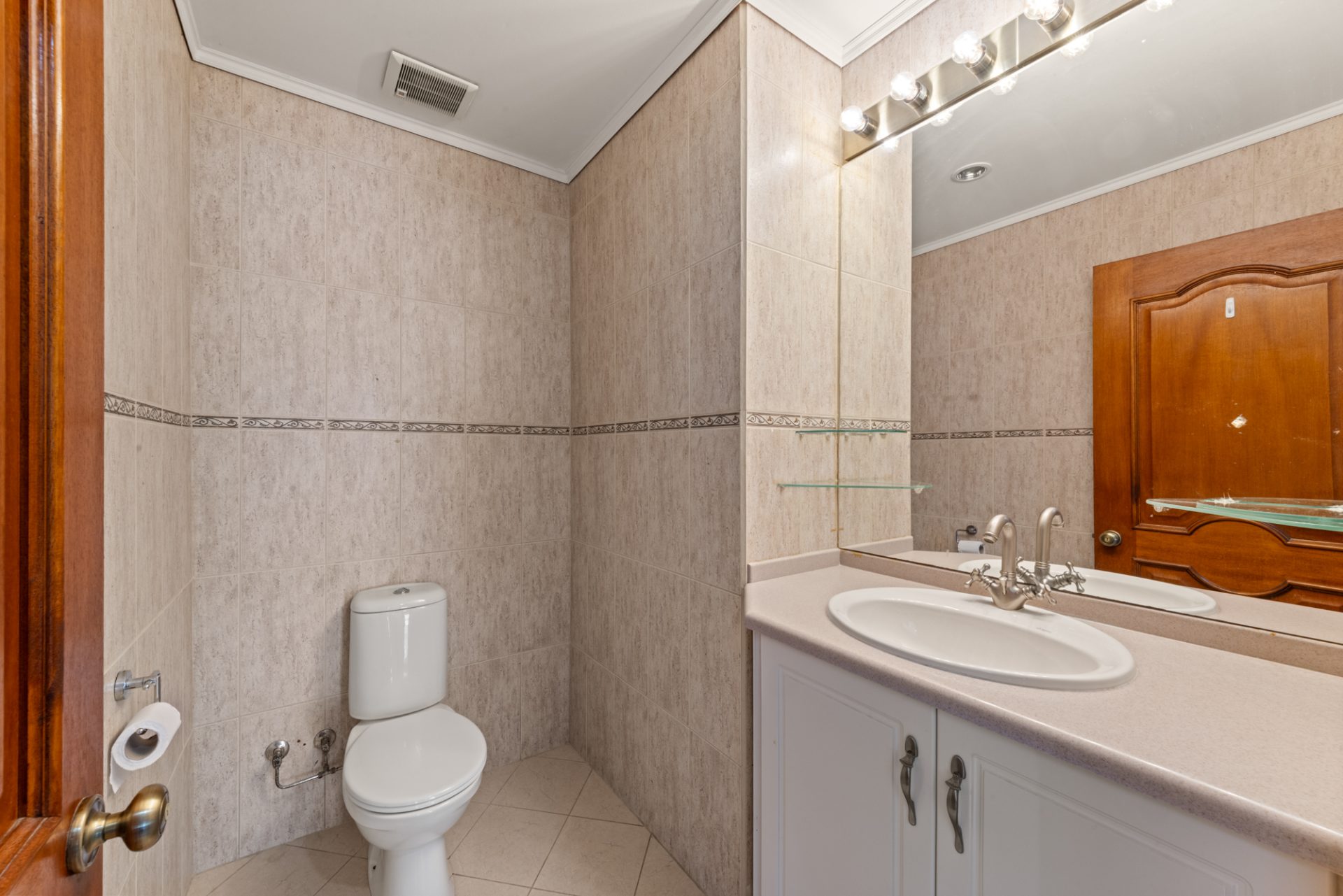 Property in Jan Sofat
