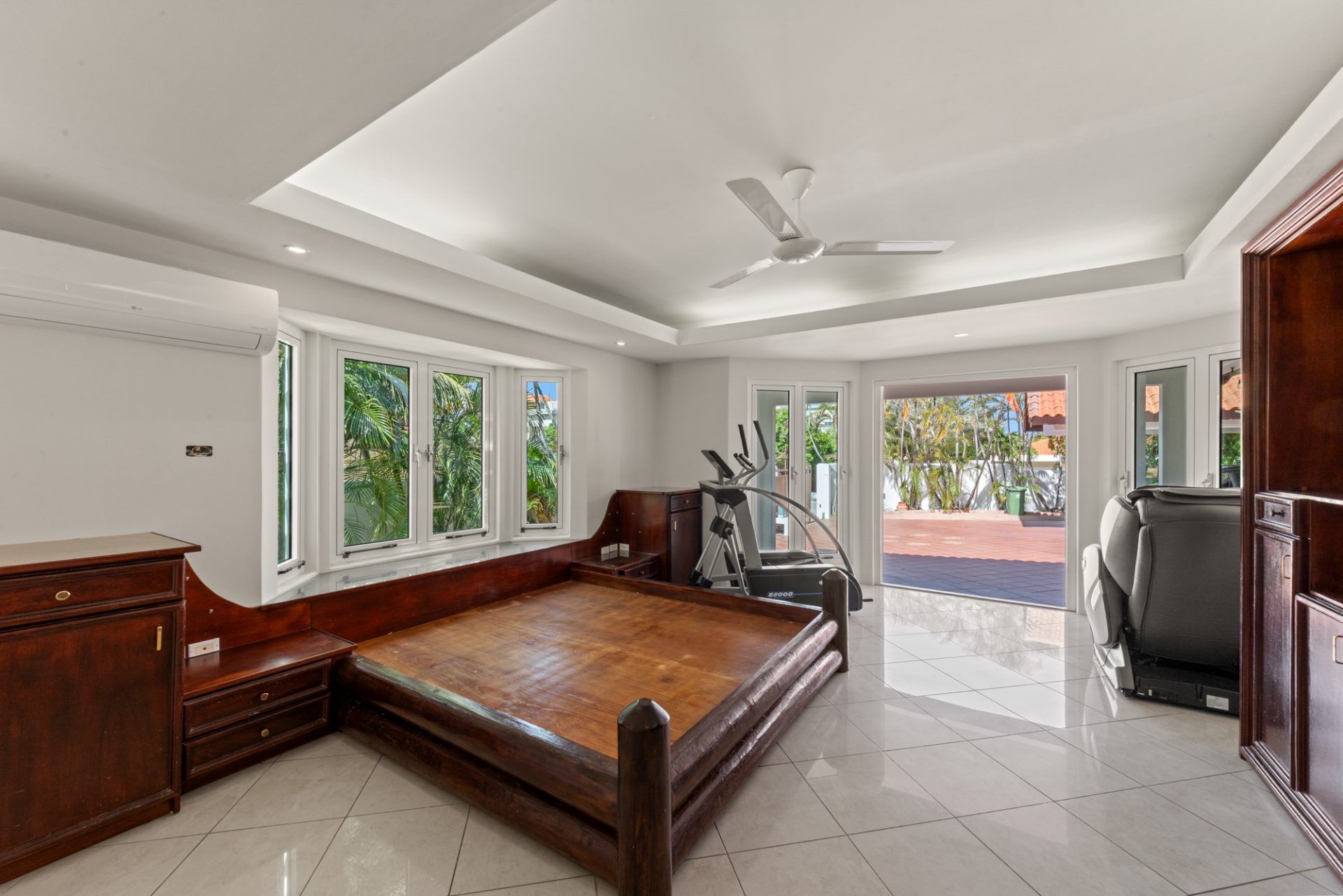 Property in Jan Sofat