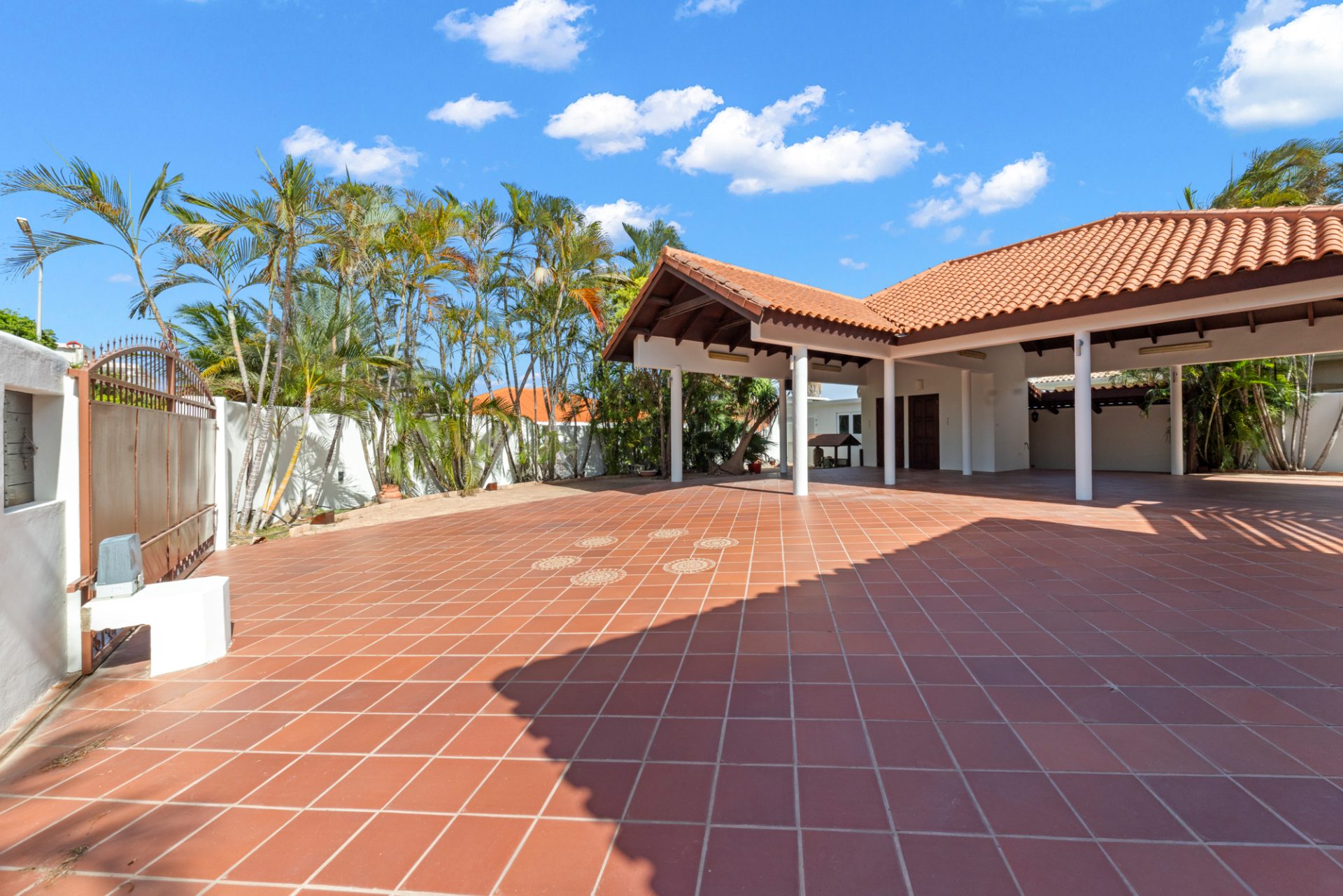 Property in Jan Sofat