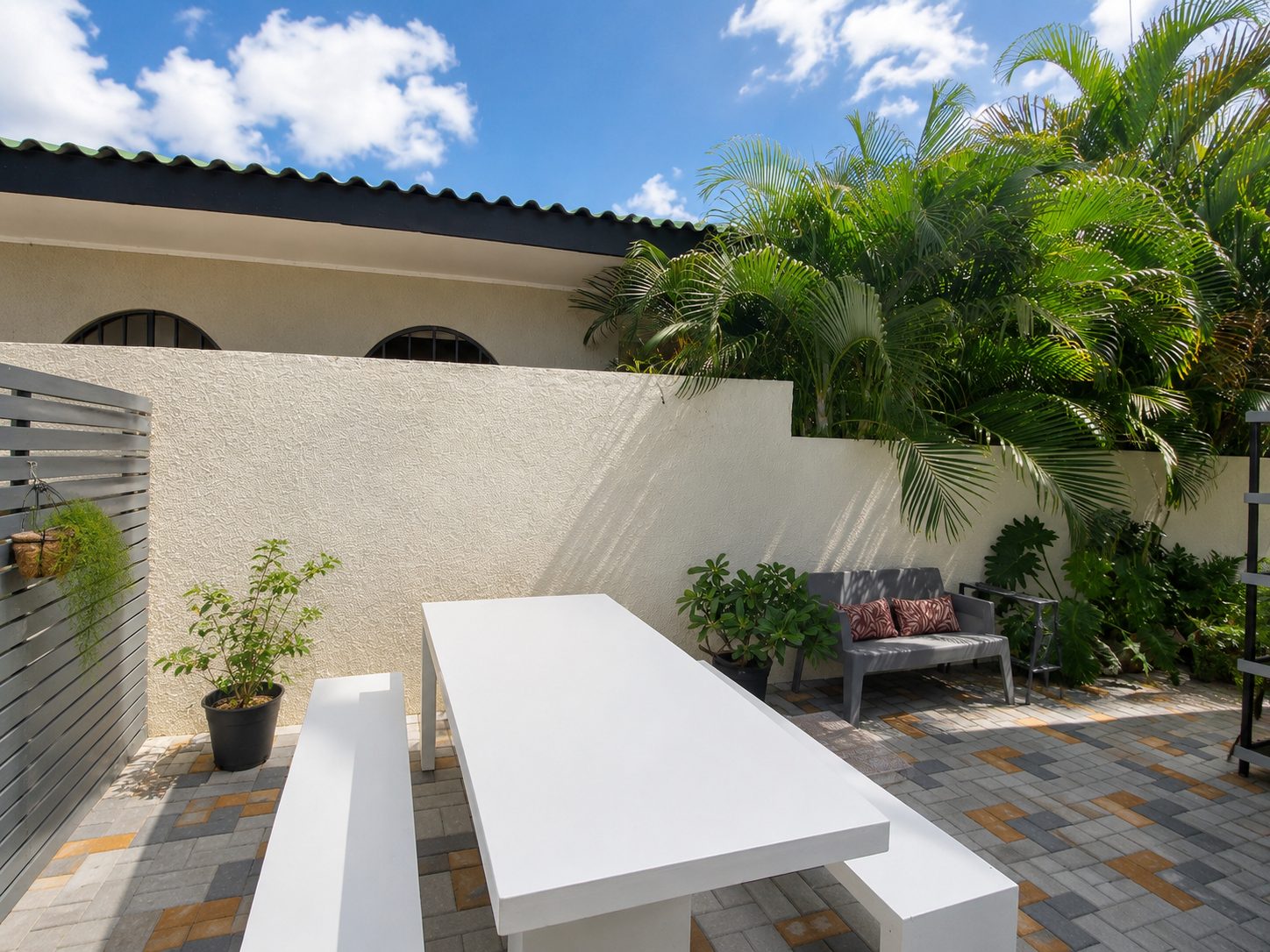 Property in Gaito