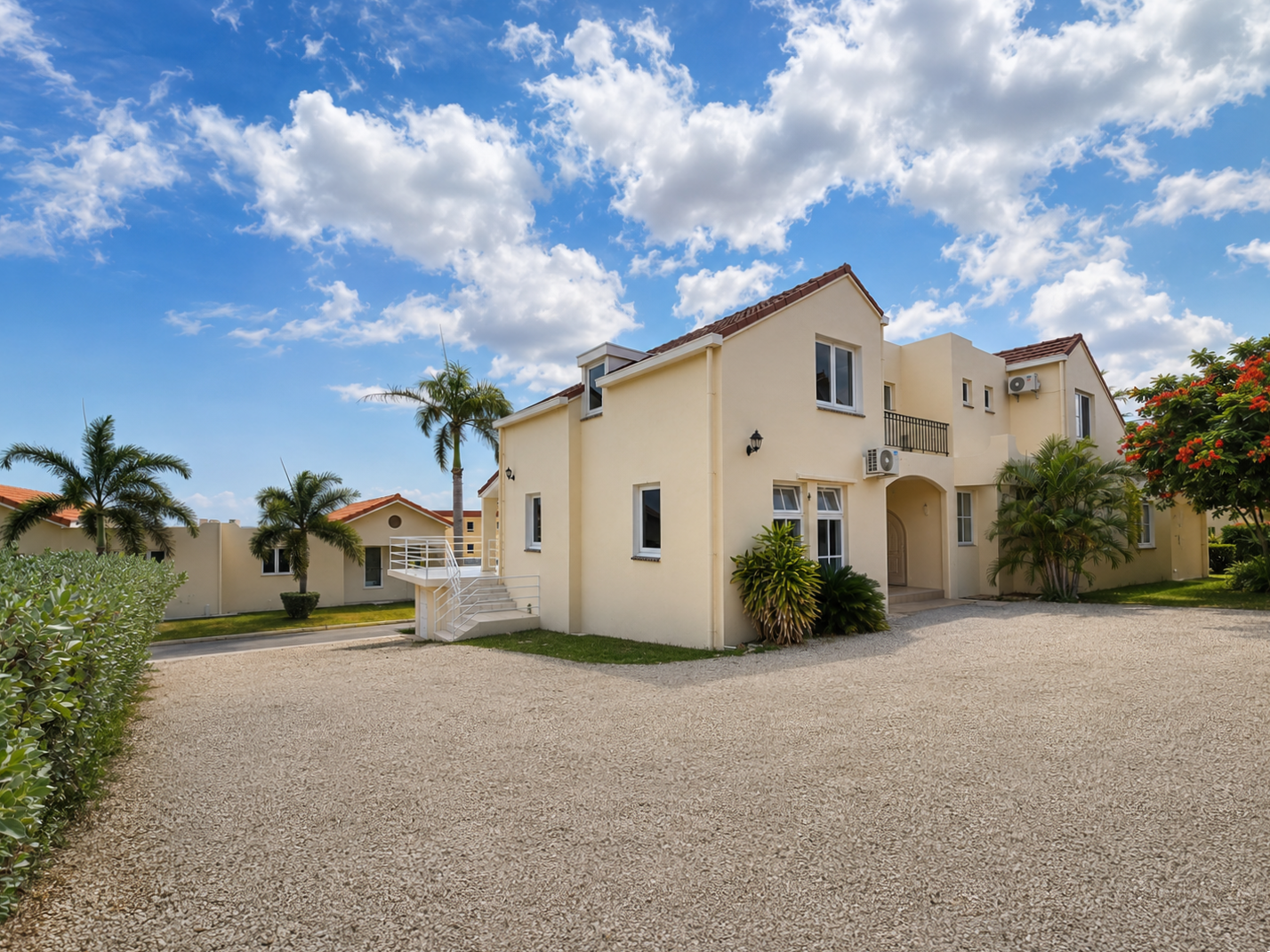 Townhouse in Parasasa