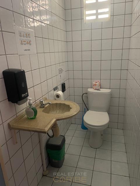 Commercial in Brievengat