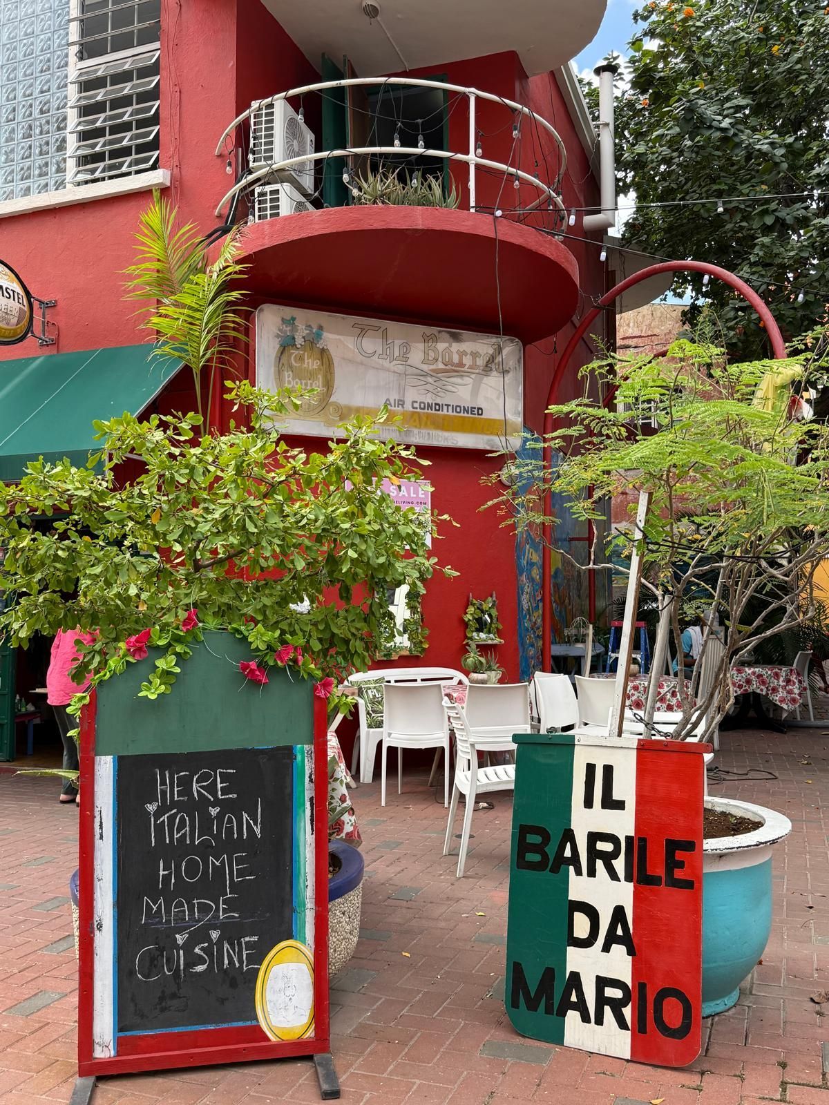 Commercial in Punda