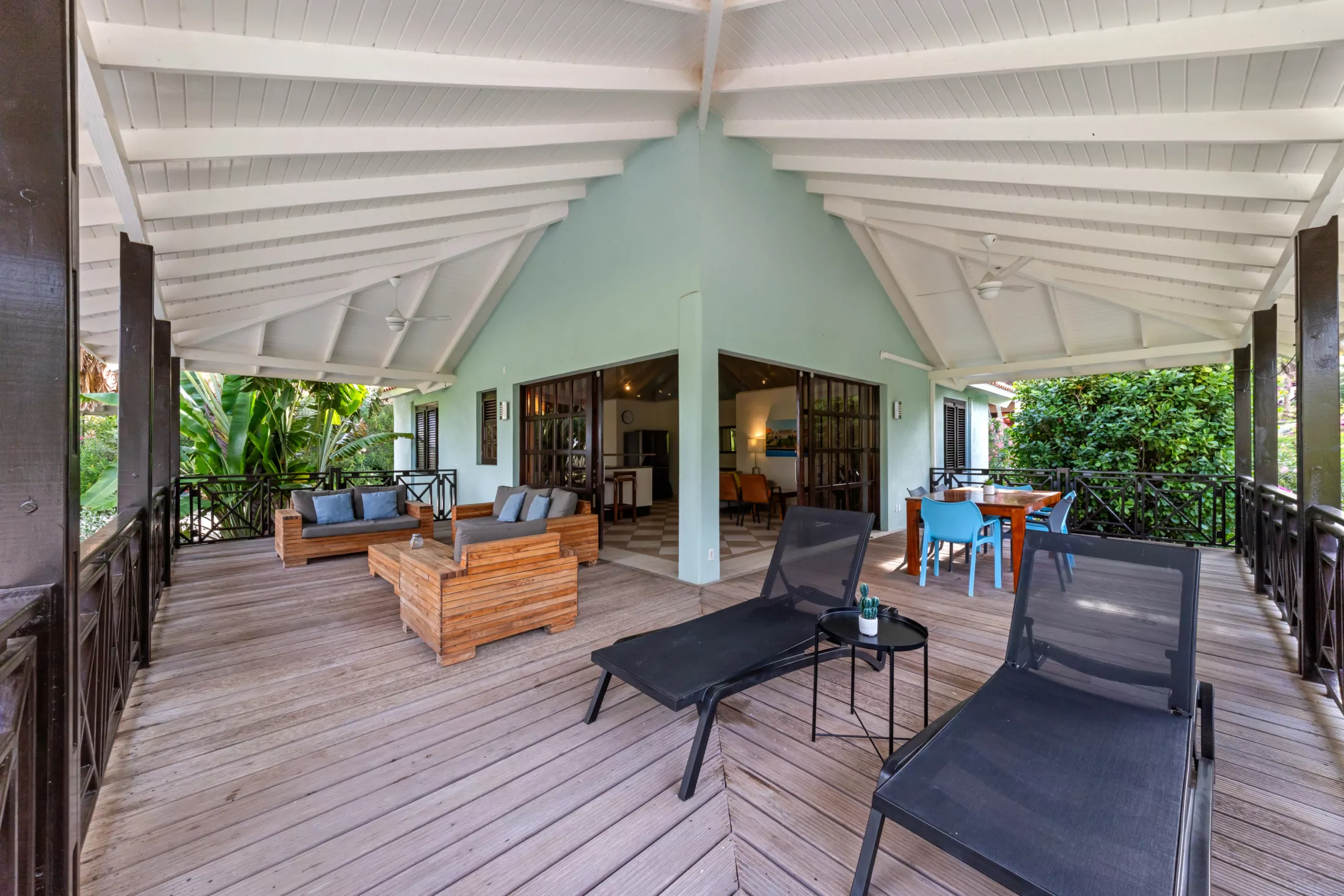 Villa in Blue Bay