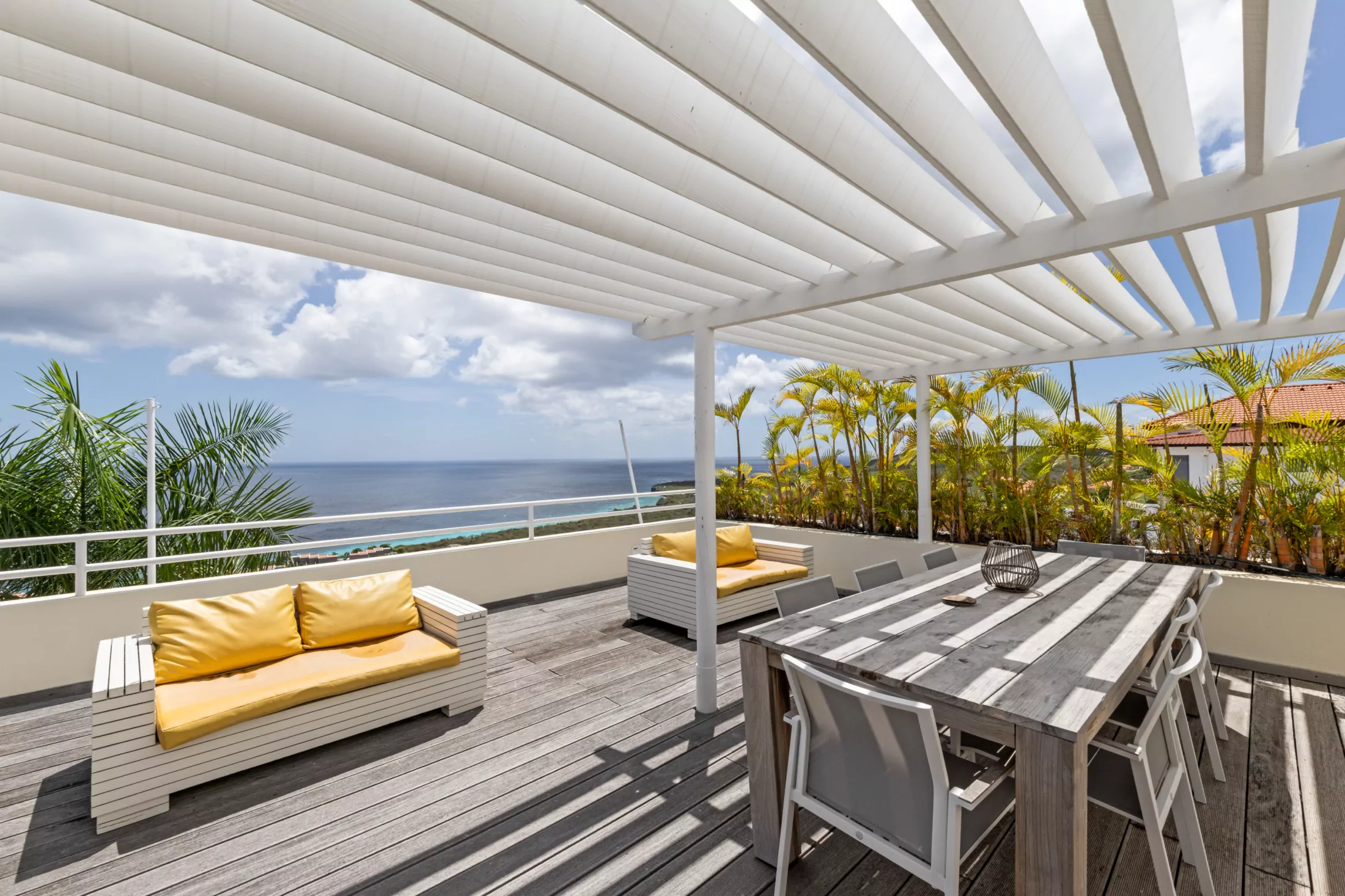 Villa in Coral Estate