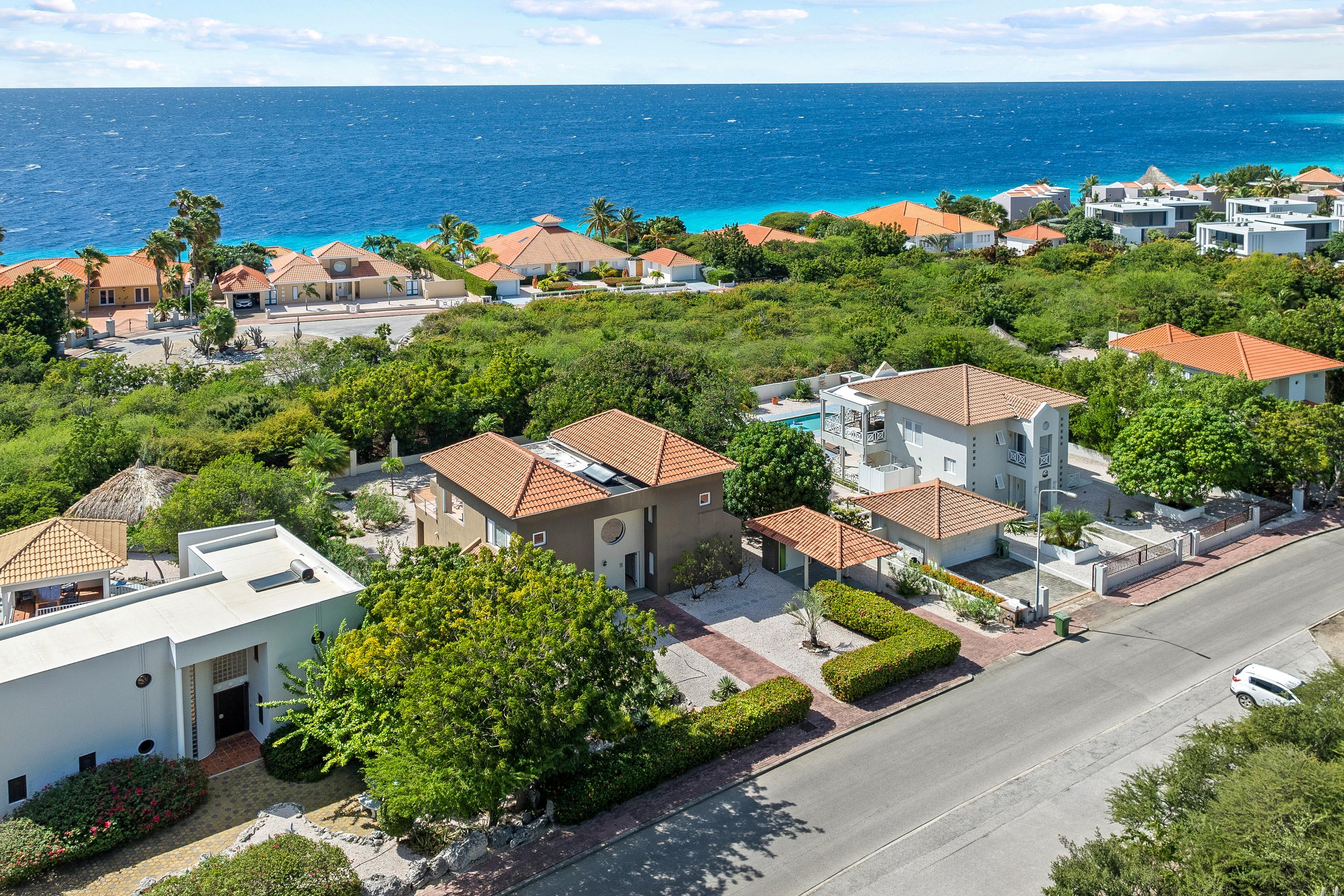 House in Coral Estate