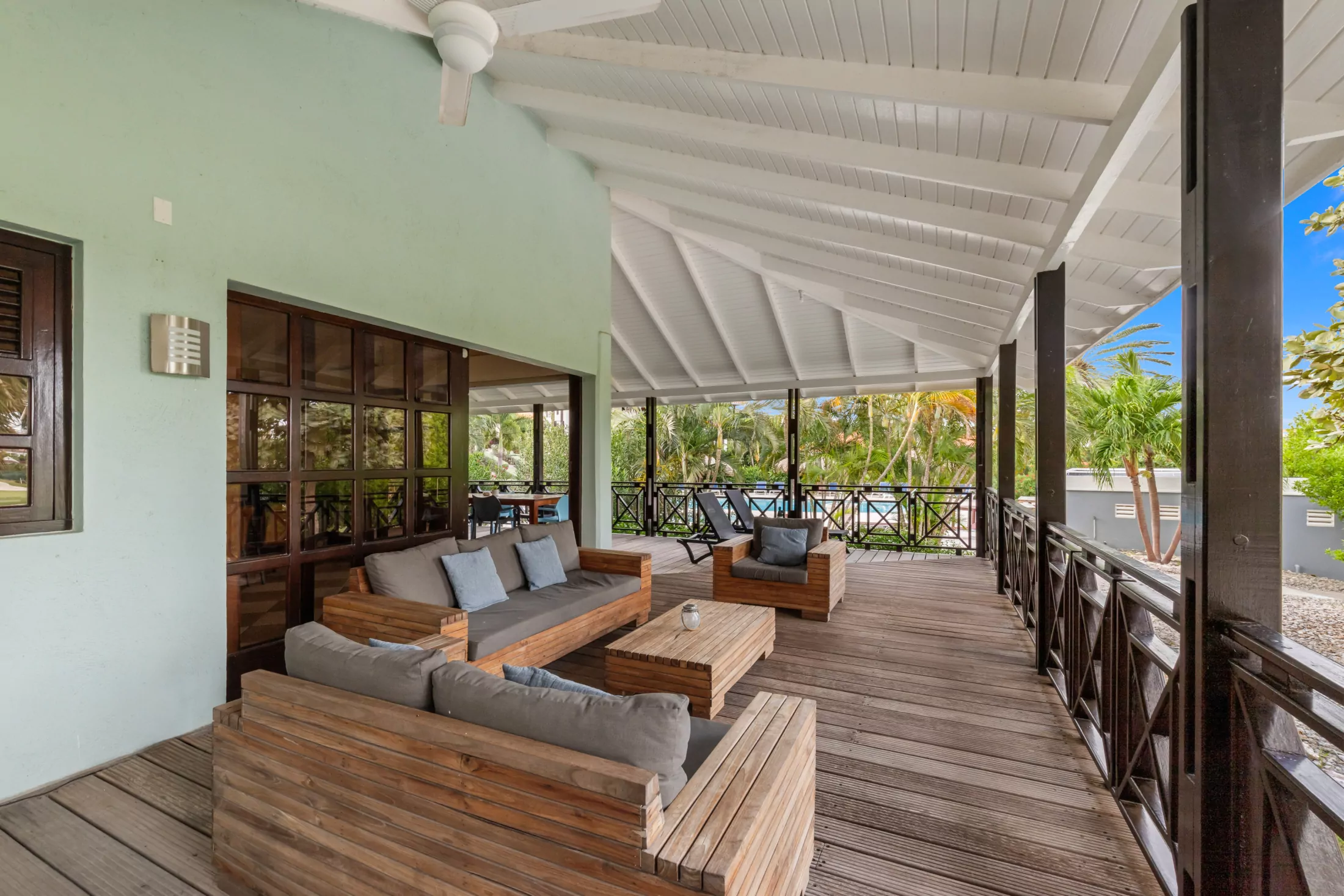 Villa in Blue Bay