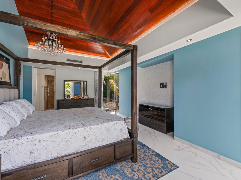 Villa in Blue Bay