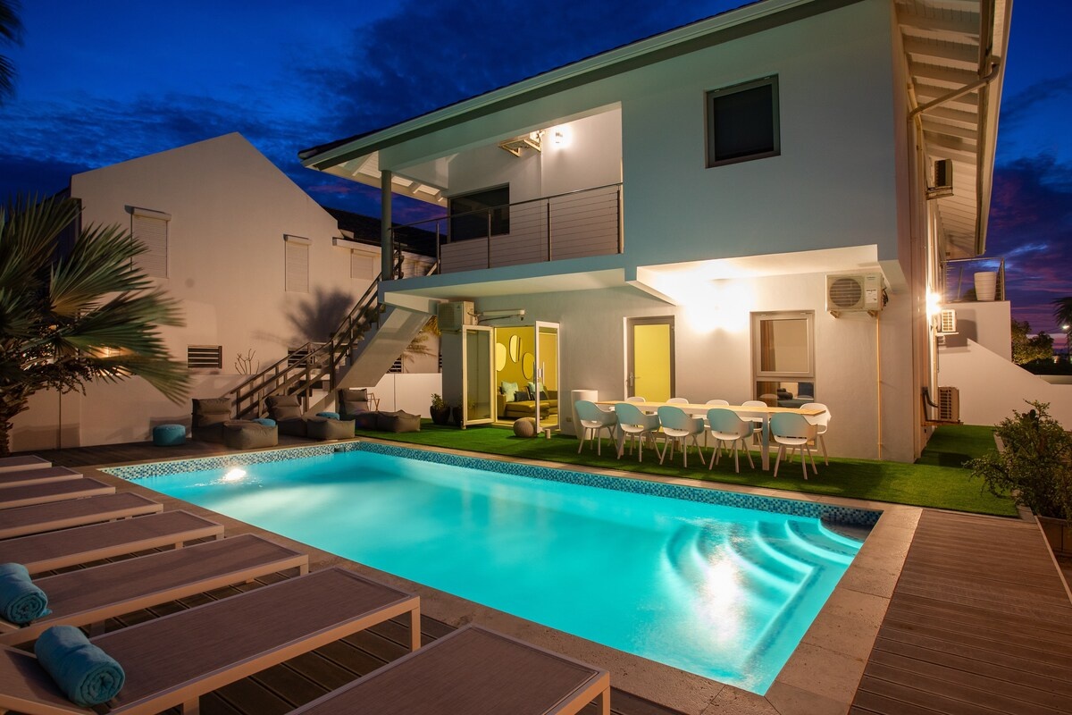 Property in Vista Royal