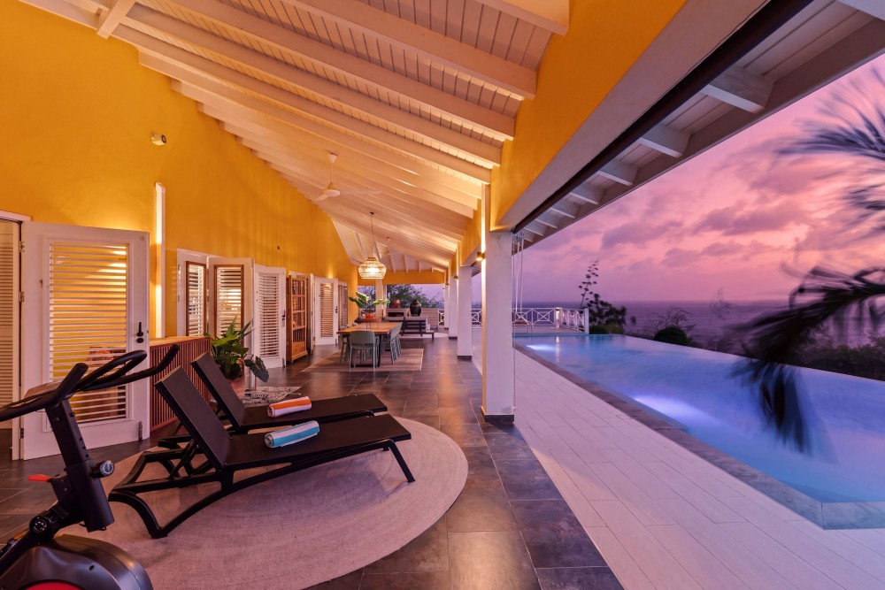 Villa in Blue Bay