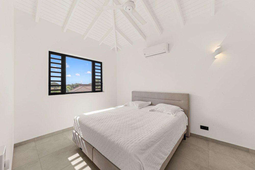 Apartment in Blue Bay