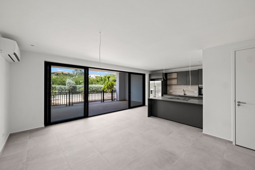 Apartment in Blue Bay