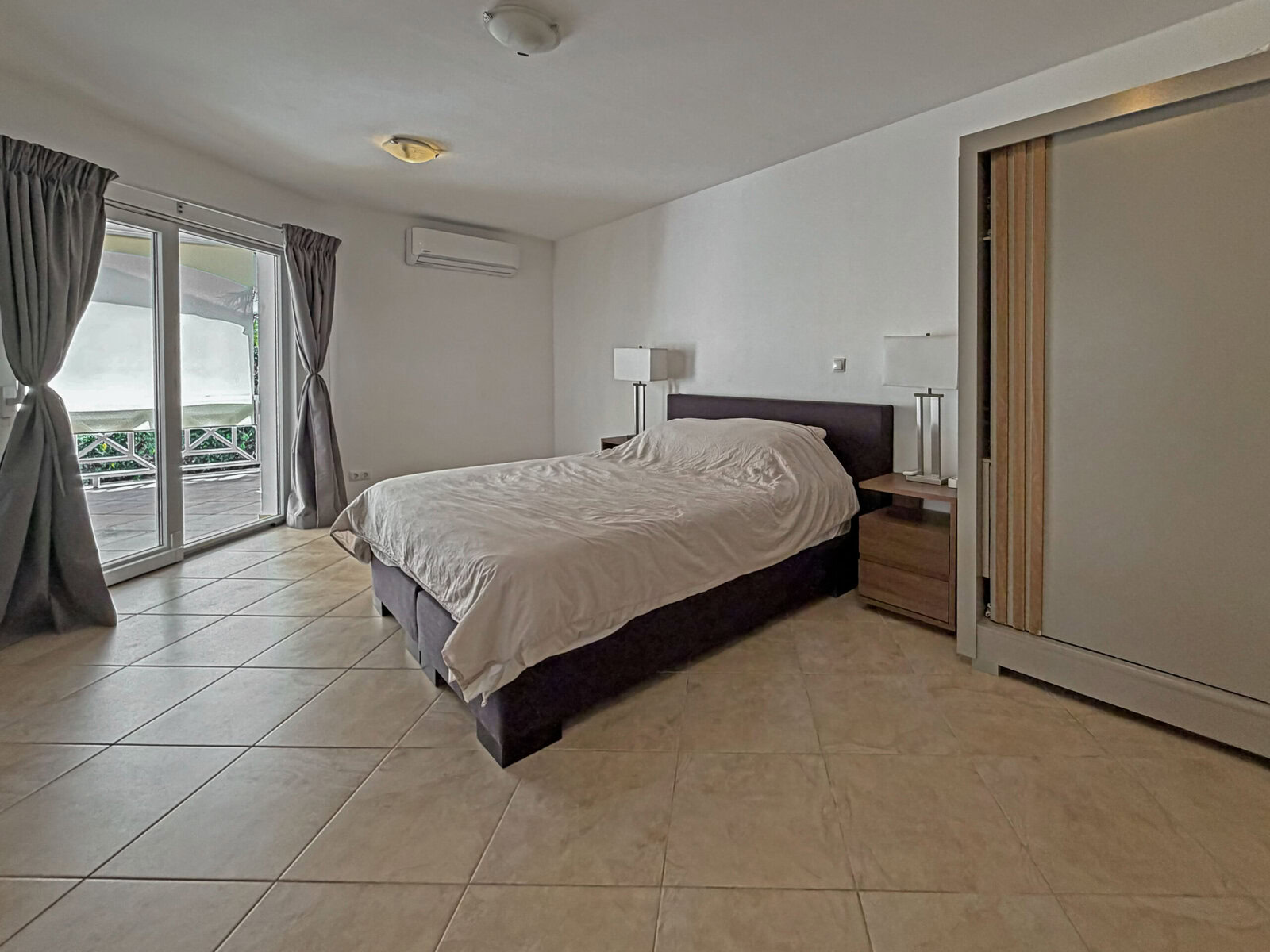 Apartment in Blue Bay