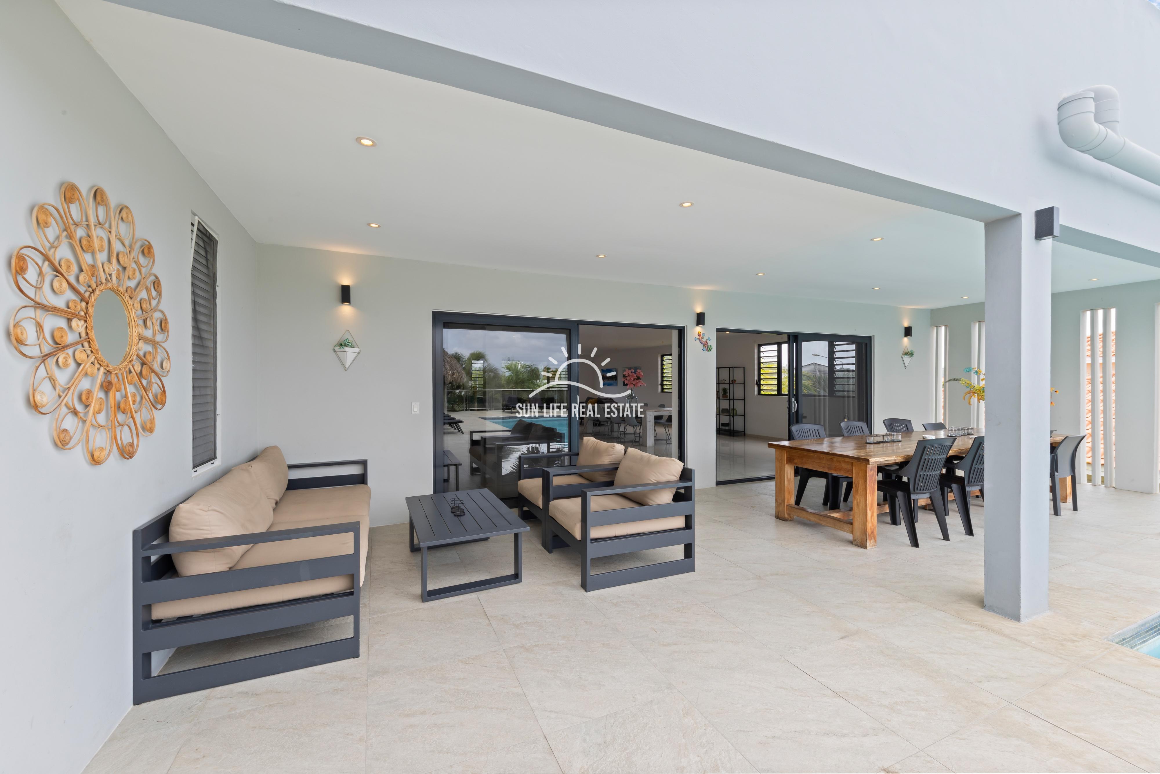 Villa in Vista Royal