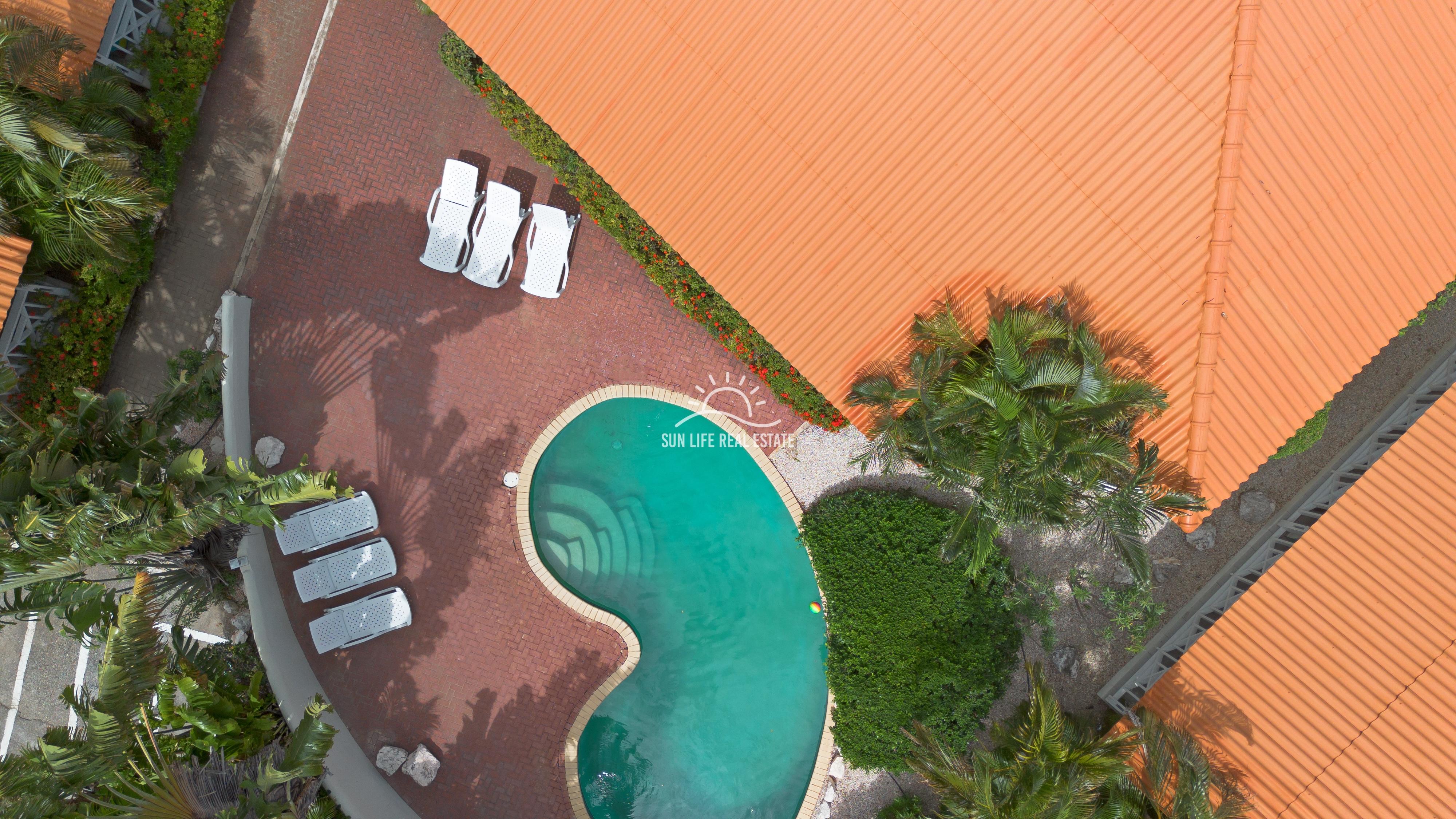 Apartment in Mambo Beach